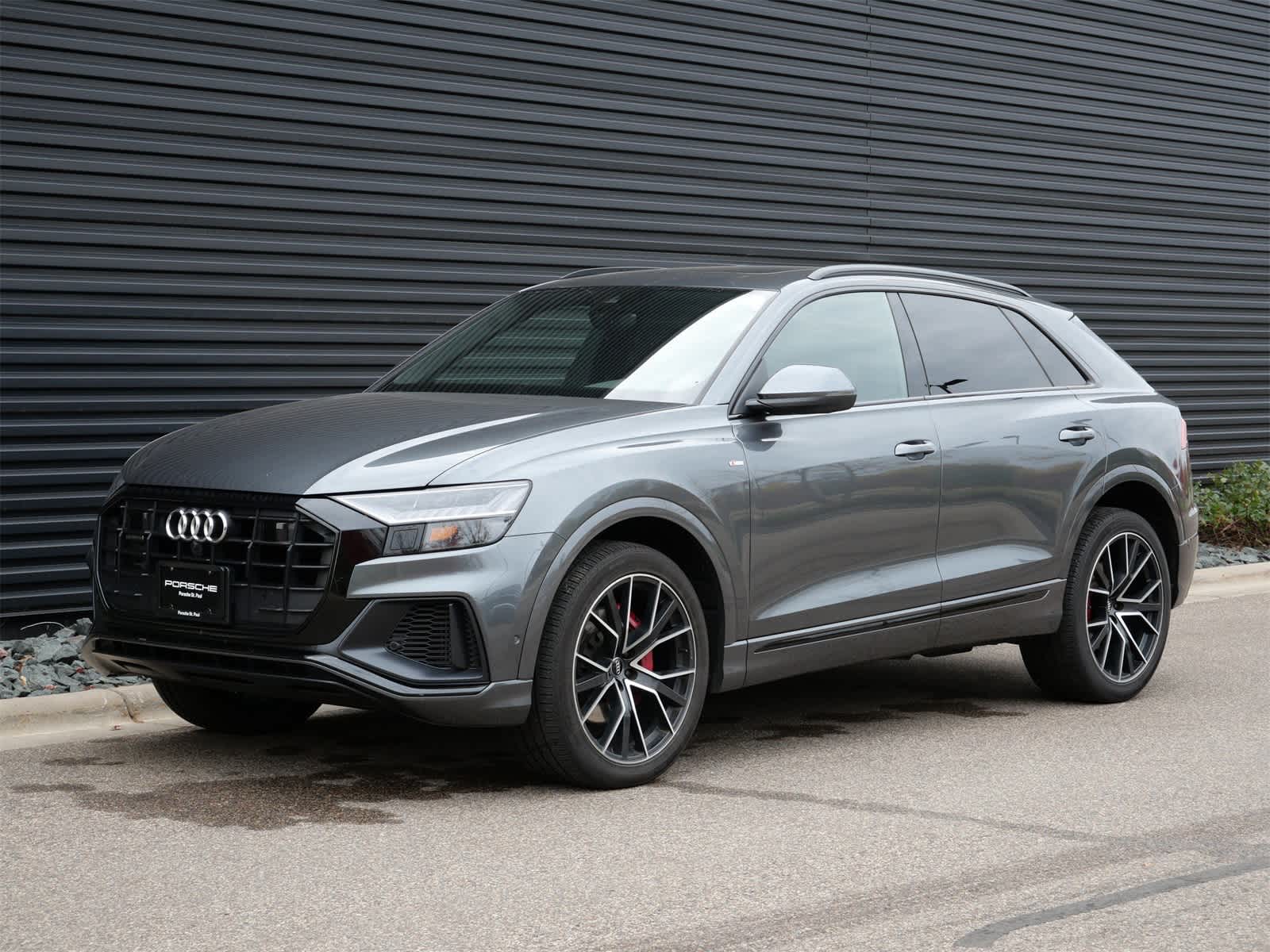 Thumbnail: 2021 Audi Q8 - 1
