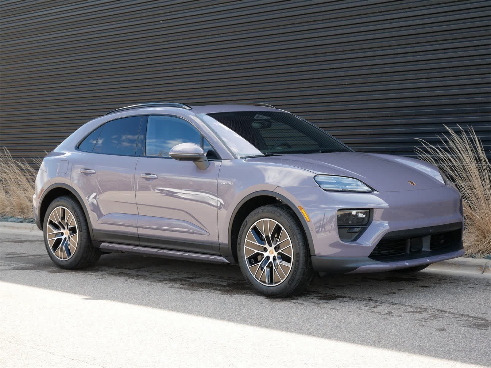 Thumbnail: 2025 Porsche Macan - 26