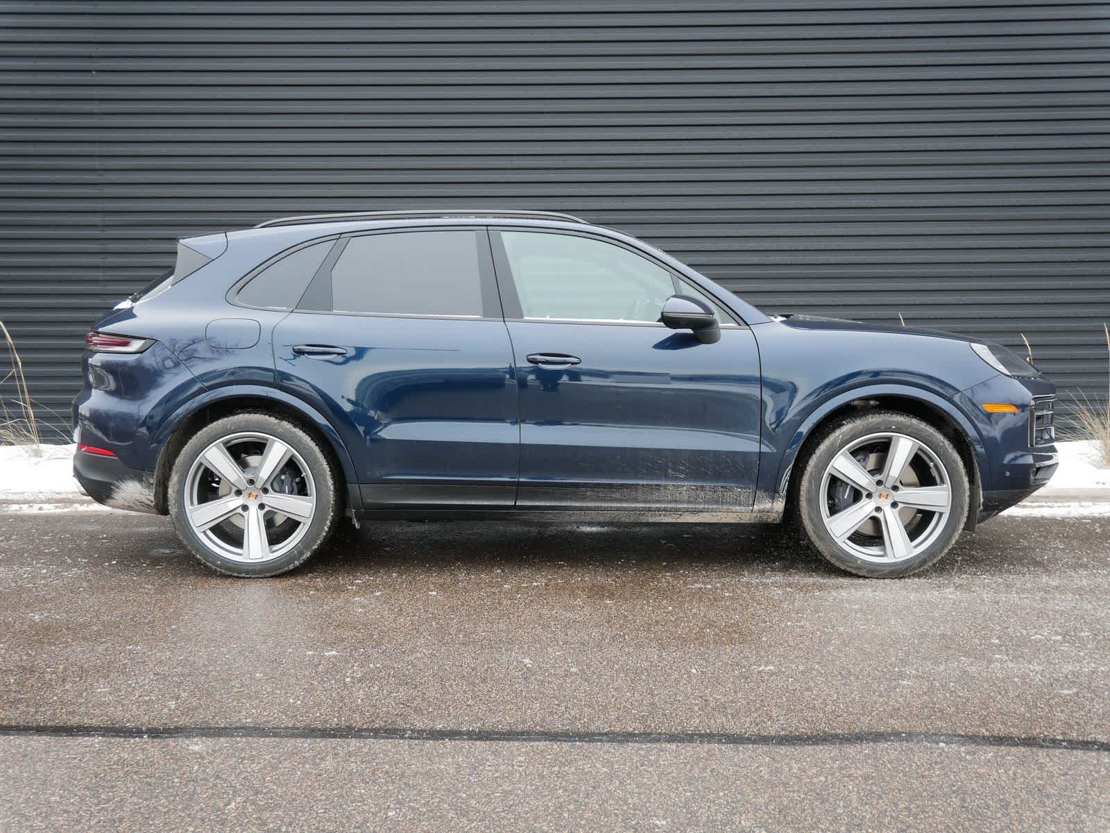 Thumbnail: 2026 Porsche Cayenne - 24