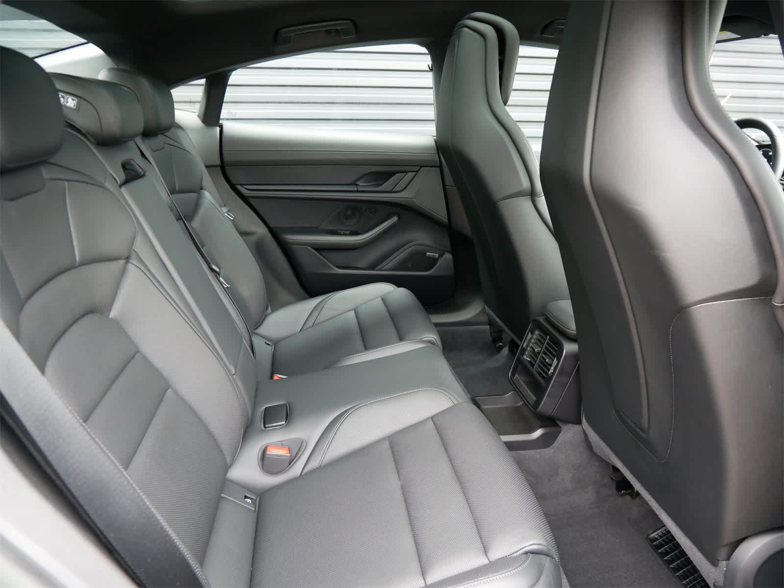 Thumbnail: 2023 Porsche Taycan - 28