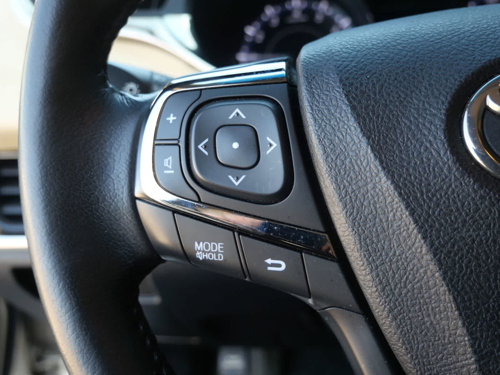 Thumbnail: 2013 Toyota Avalon - 20