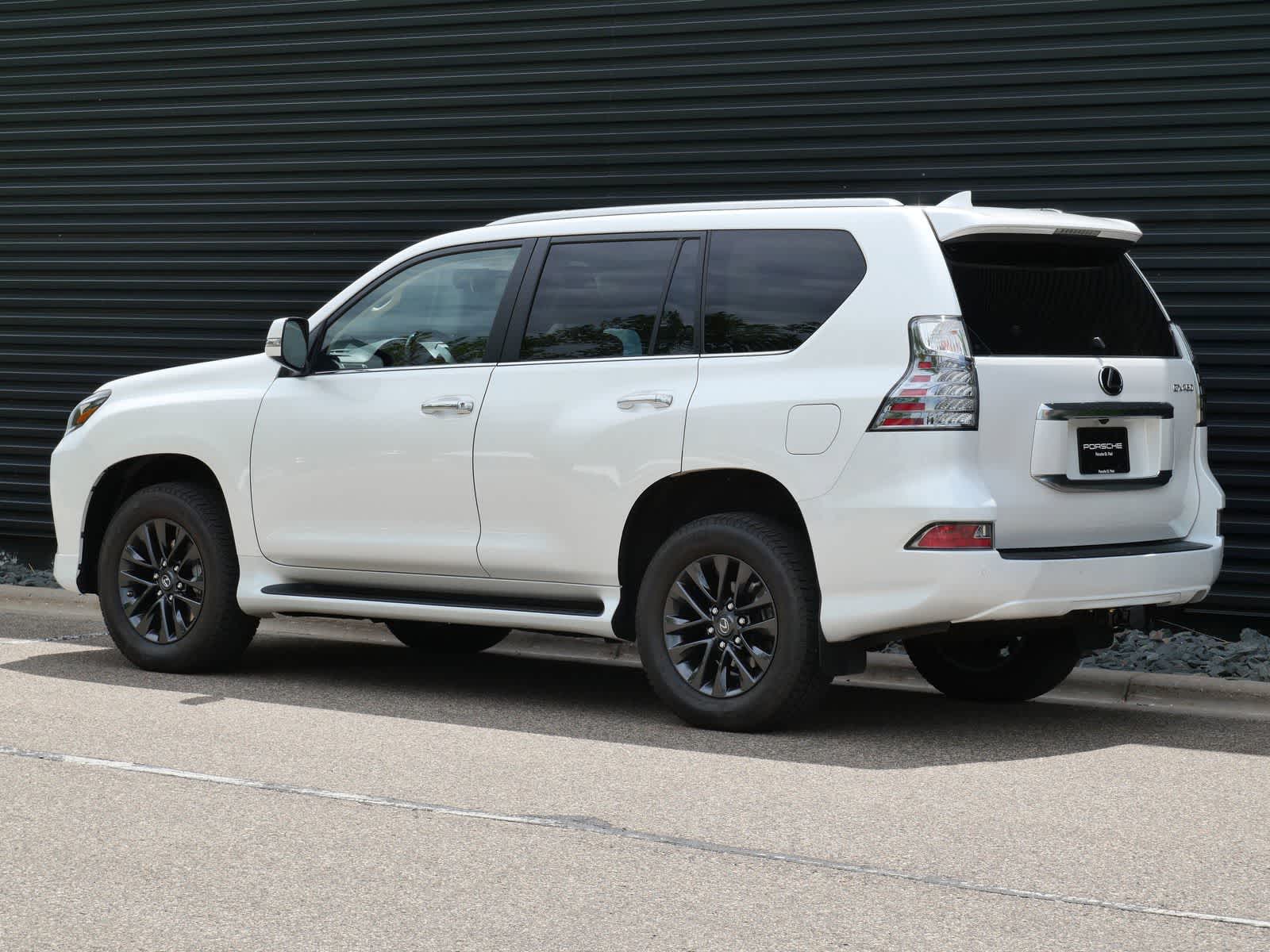 Thumbnail: 2023 Lexus GX - 3