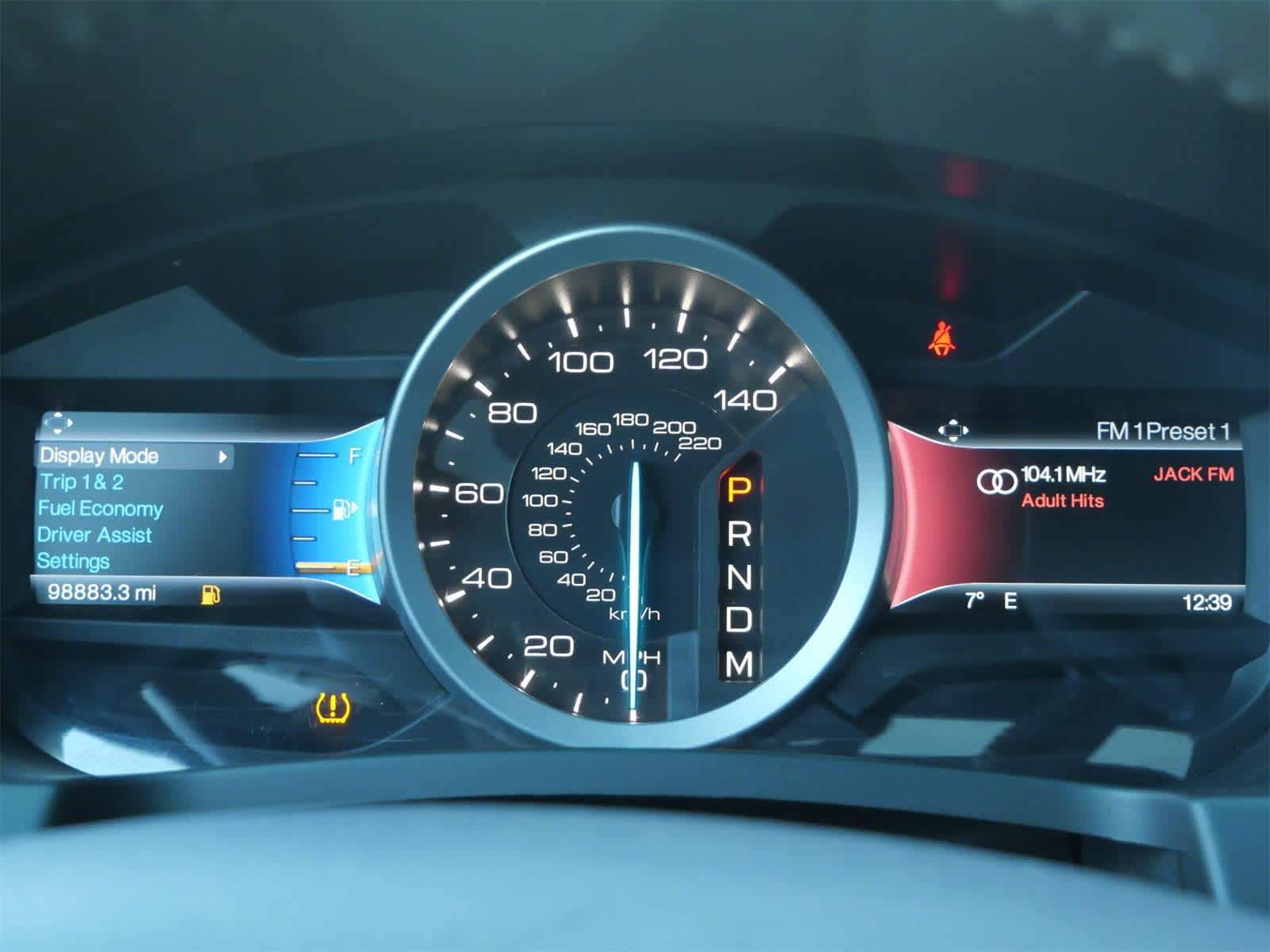 Thumbnail: 2015 Ford Explorer - 17