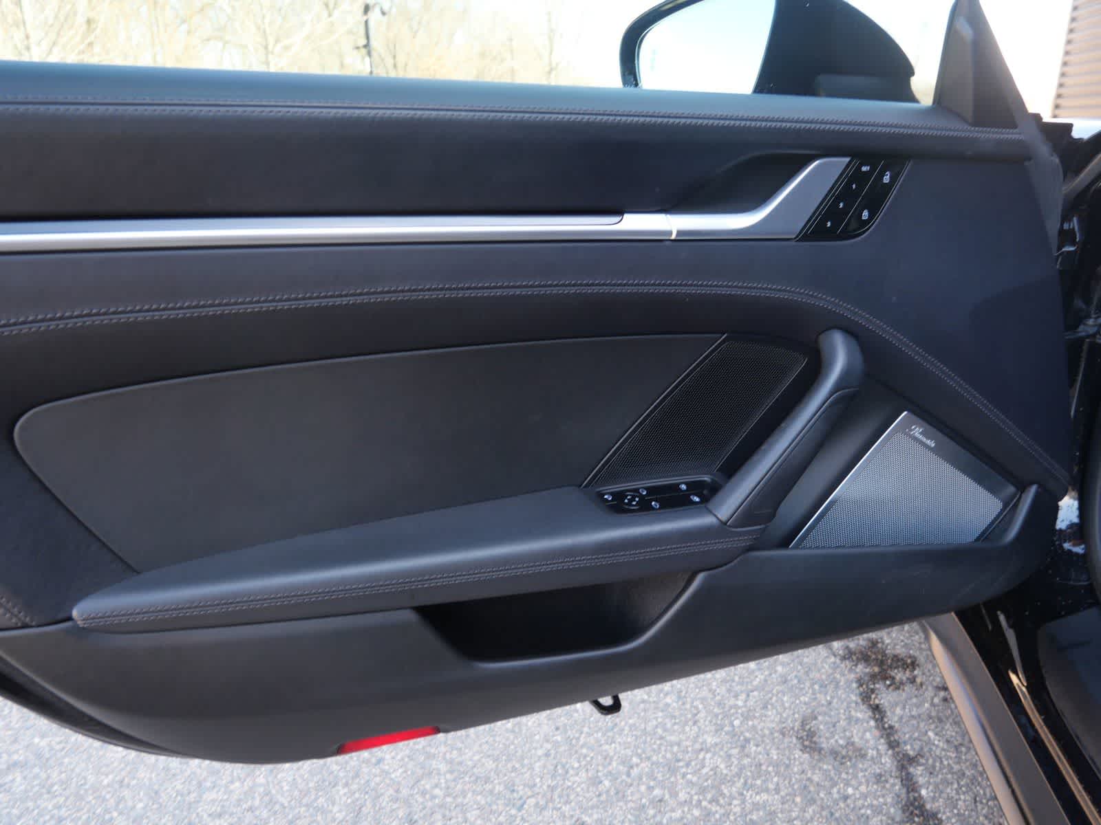 Thumbnail: 2021 Porsche 911 - 9