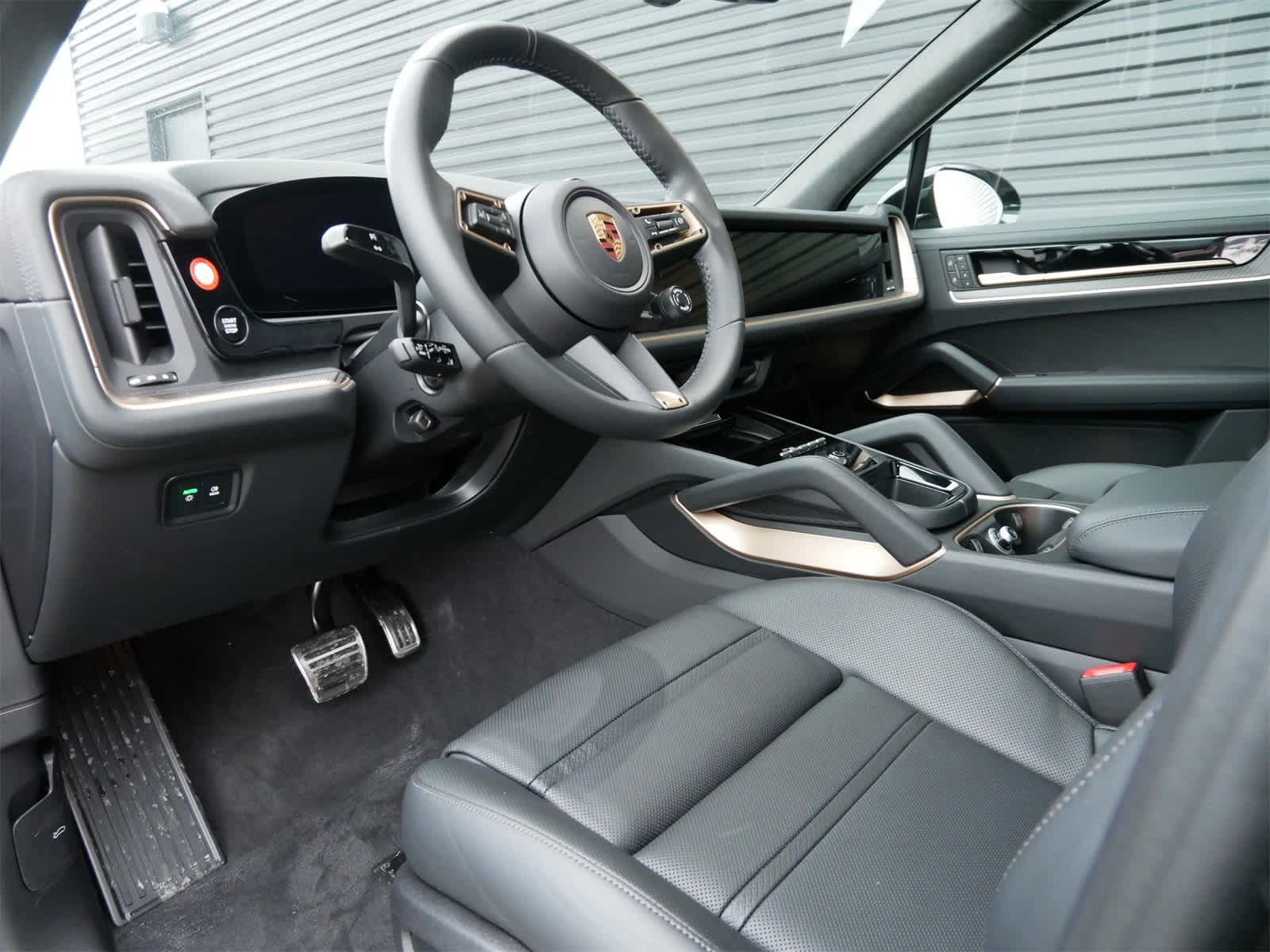 Thumbnail: 2026 Porsche Cayenne - 4