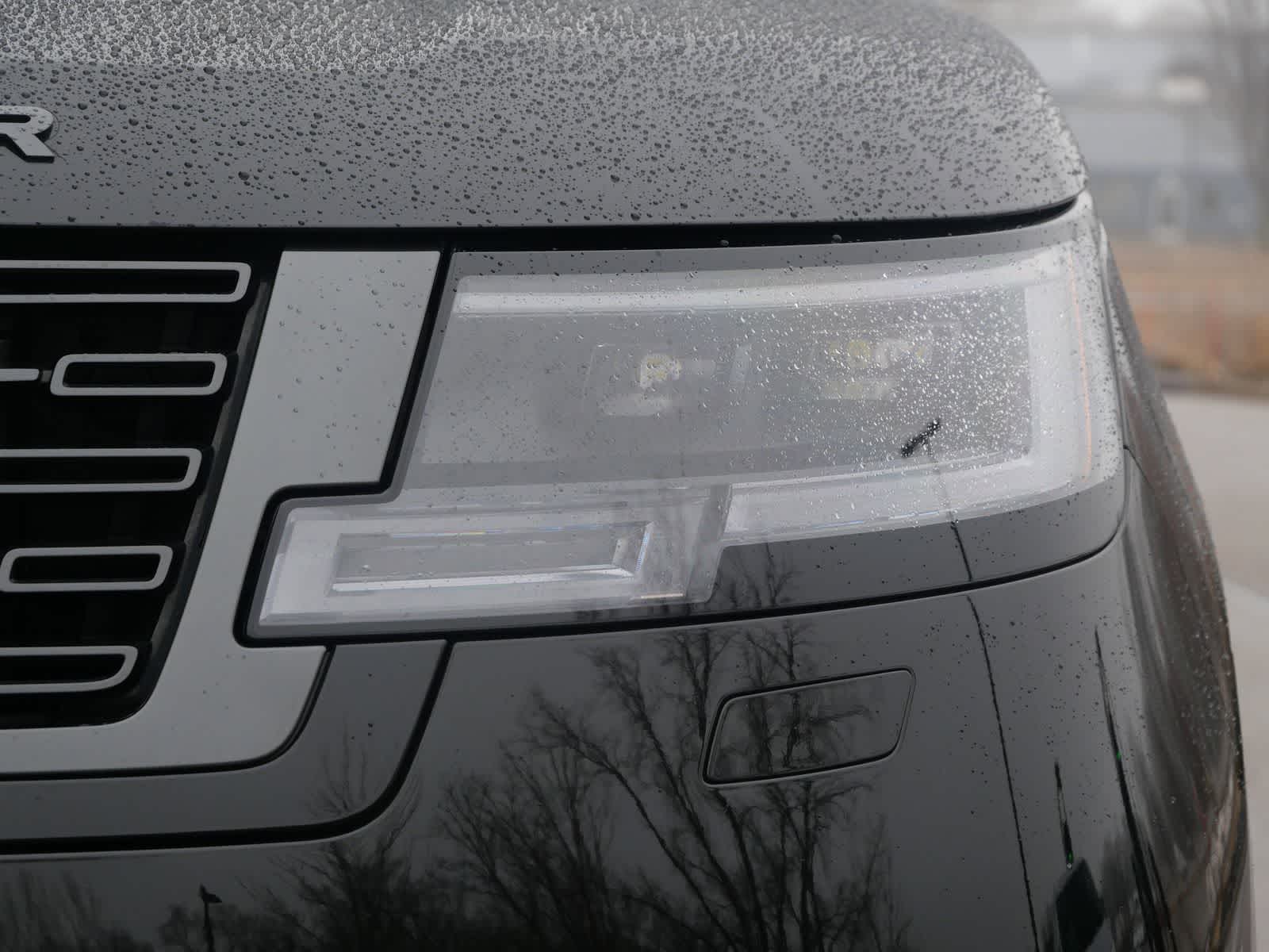 Thumbnail: 2025 Land Rover Range Rover - 6