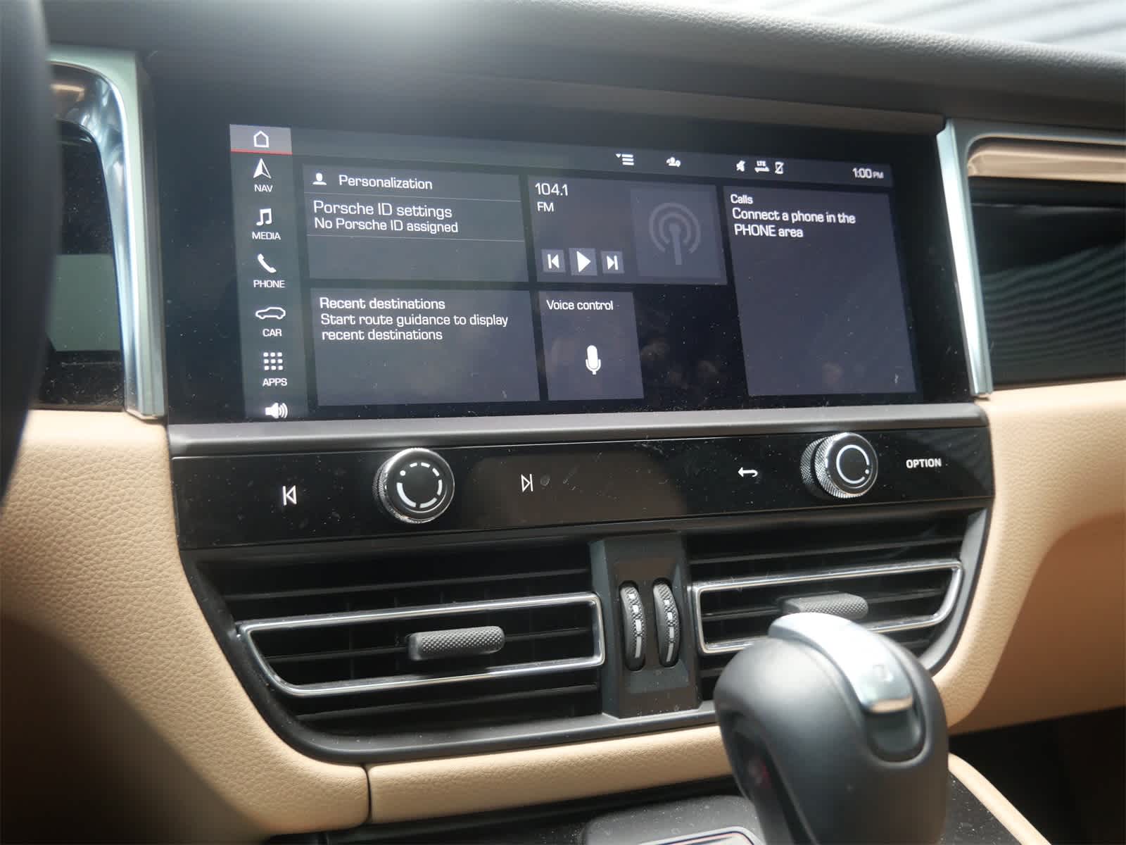 Thumbnail: 2024 Porsche Macan - 19