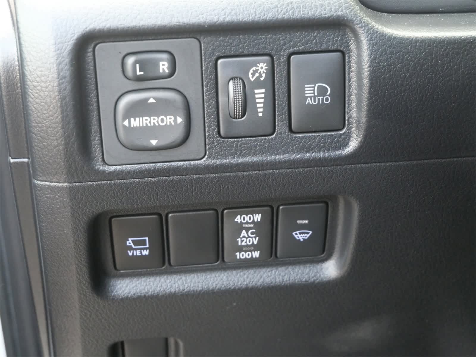 Thumbnail: 2022 Toyota 4Runner - 15