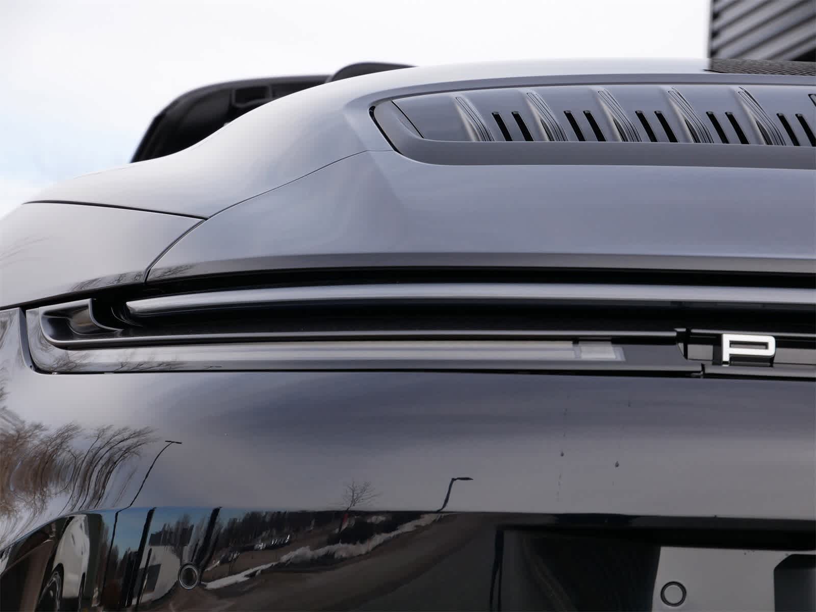 Thumbnail: 2025 Porsche 911 - 8