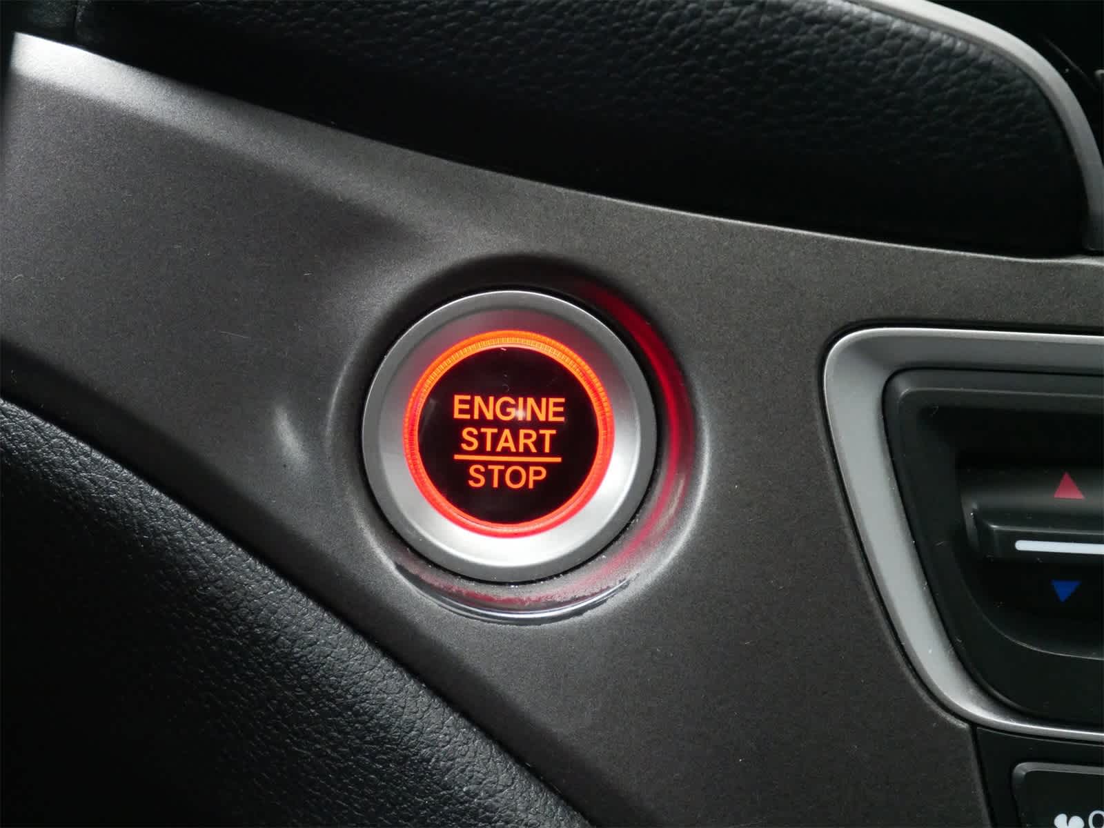 Thumbnail: 2022 Honda Pilot - 20