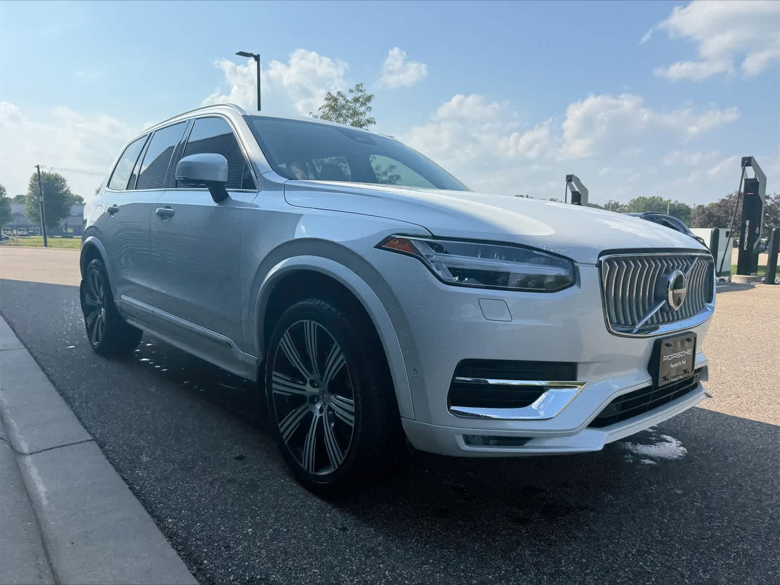 Thumbnail: 2023 Volvo XC90 - 7