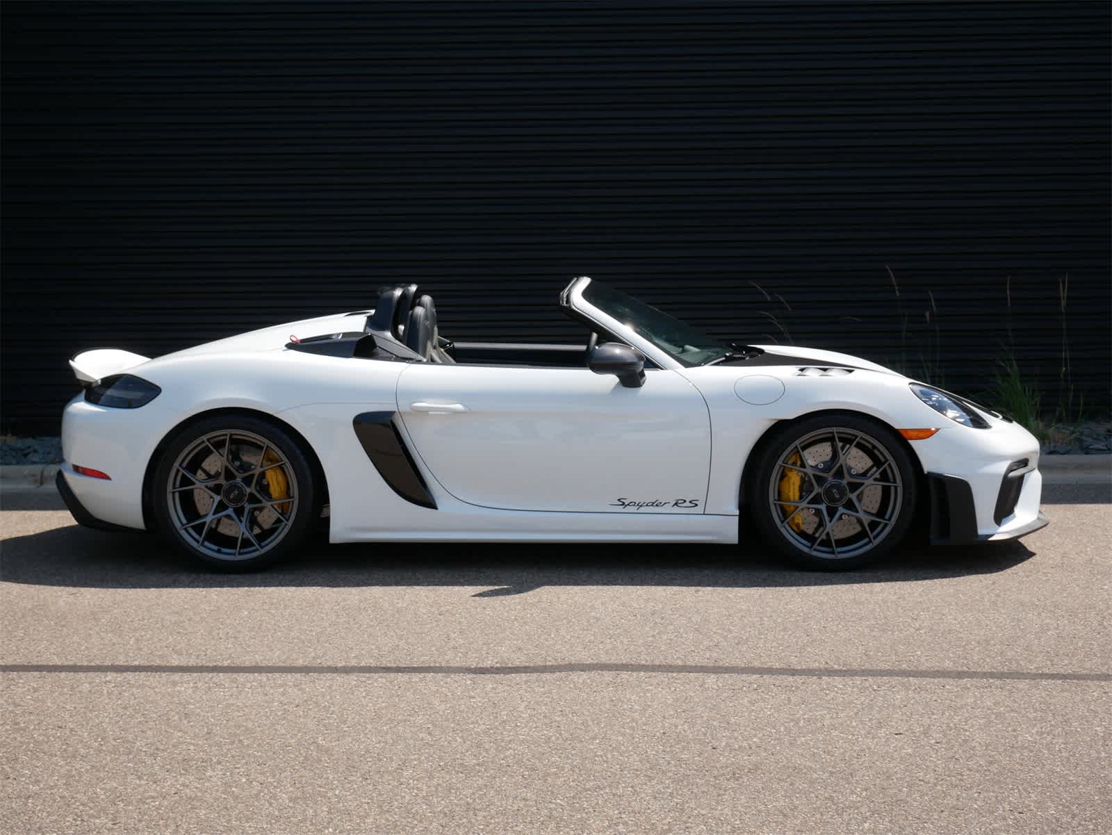Thumbnail: 2025 Porsche  - 24