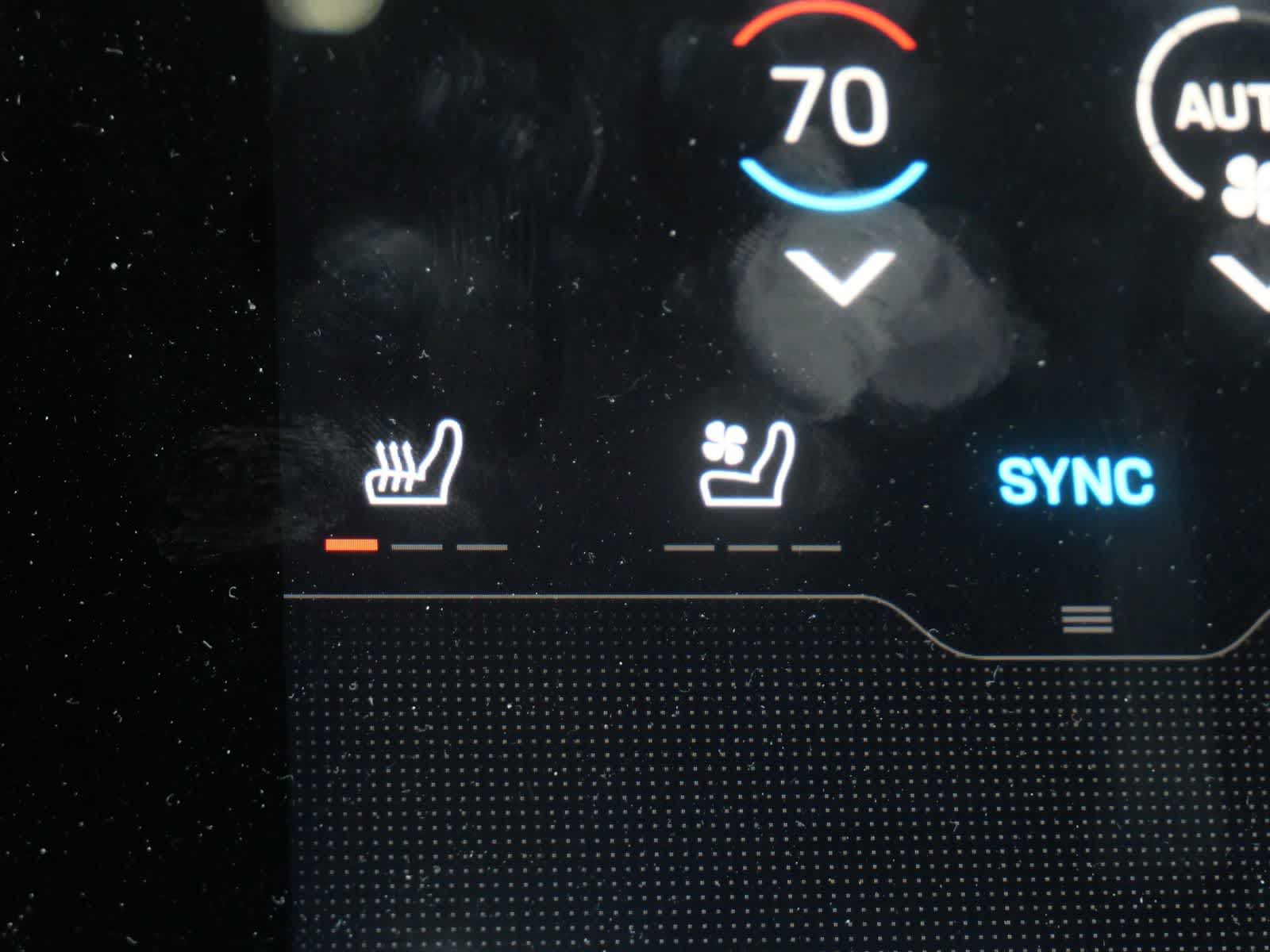 Thumbnail: 2025 Porsche Taycan - 28