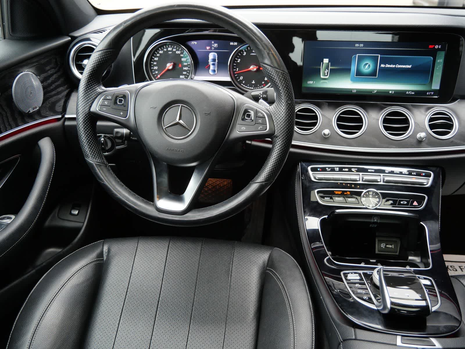 Thumbnail: 2017 Mercedes-Benz E-Class - 15