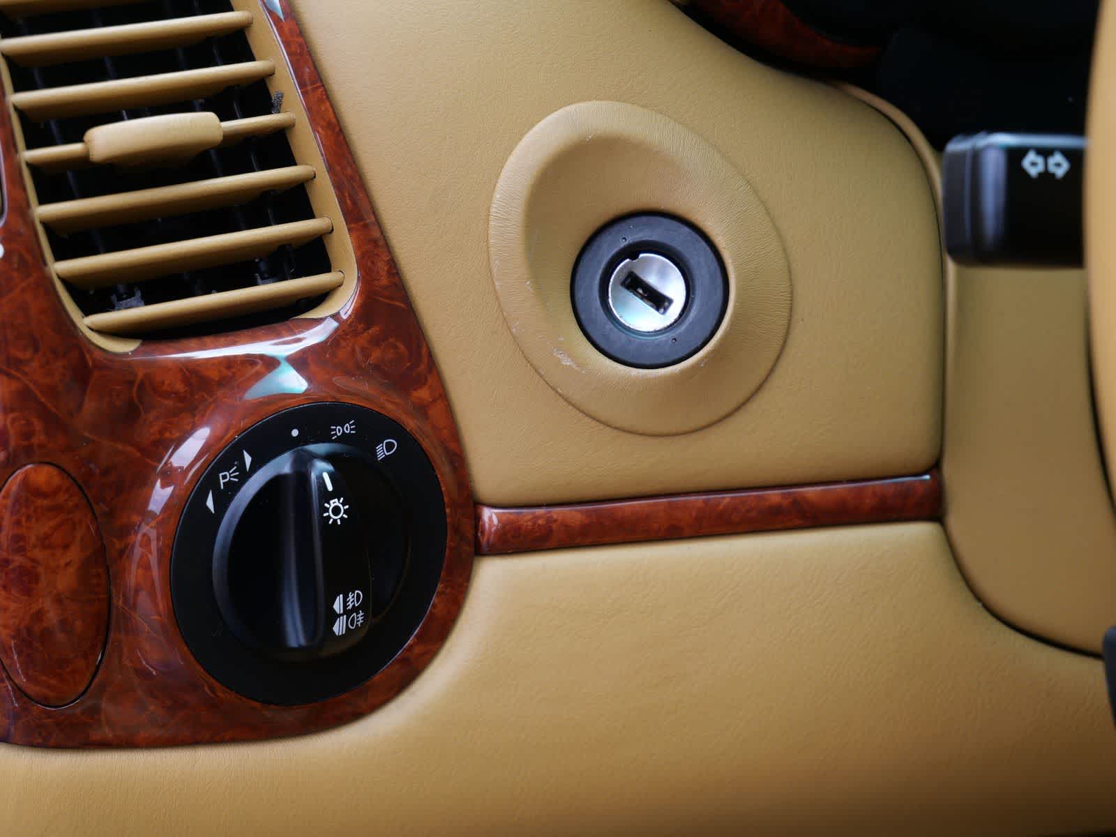Thumbnail: 2003 Porsche 911 - 13