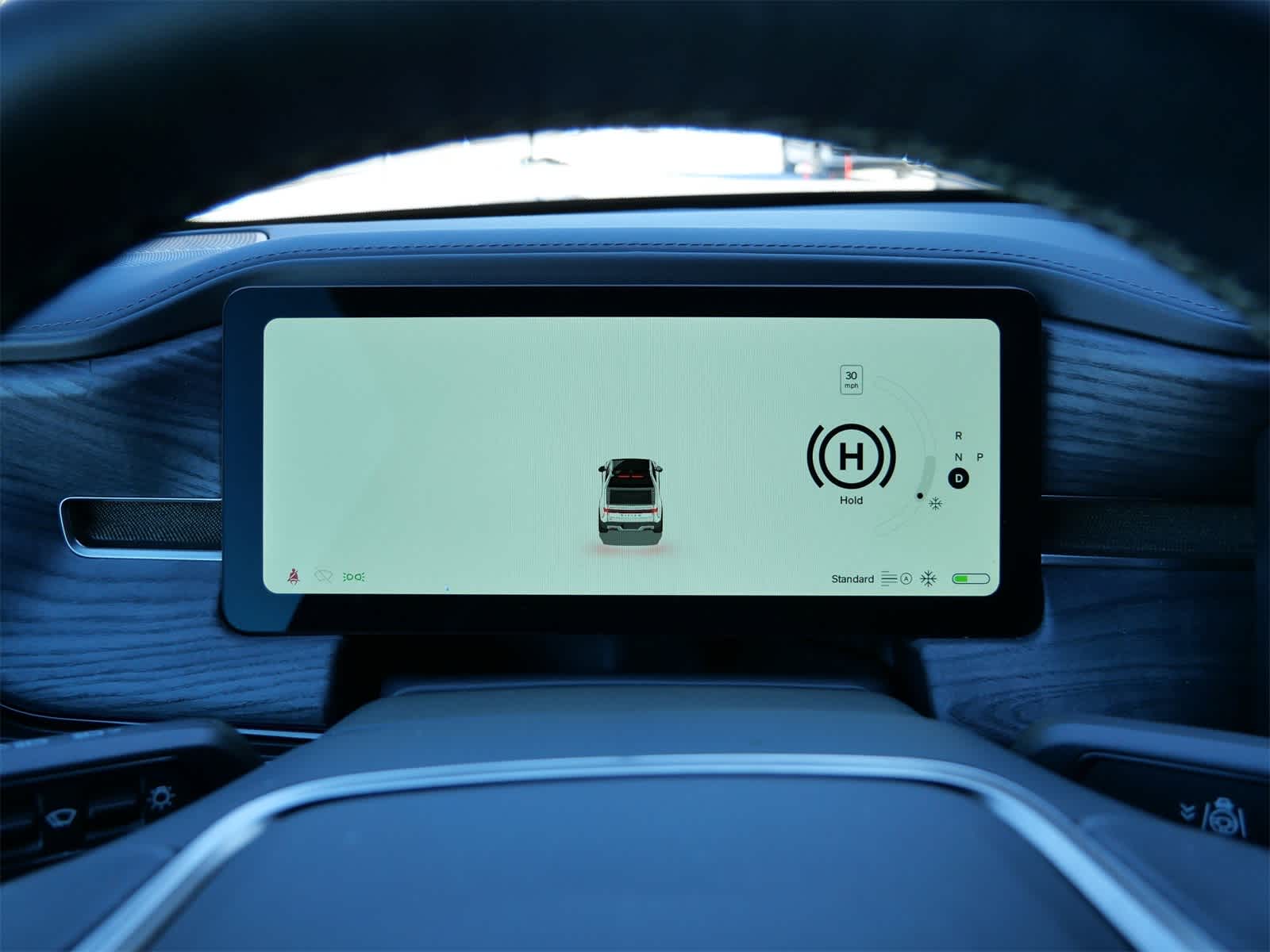 Thumbnail: 2022 Rivian R1T - 18