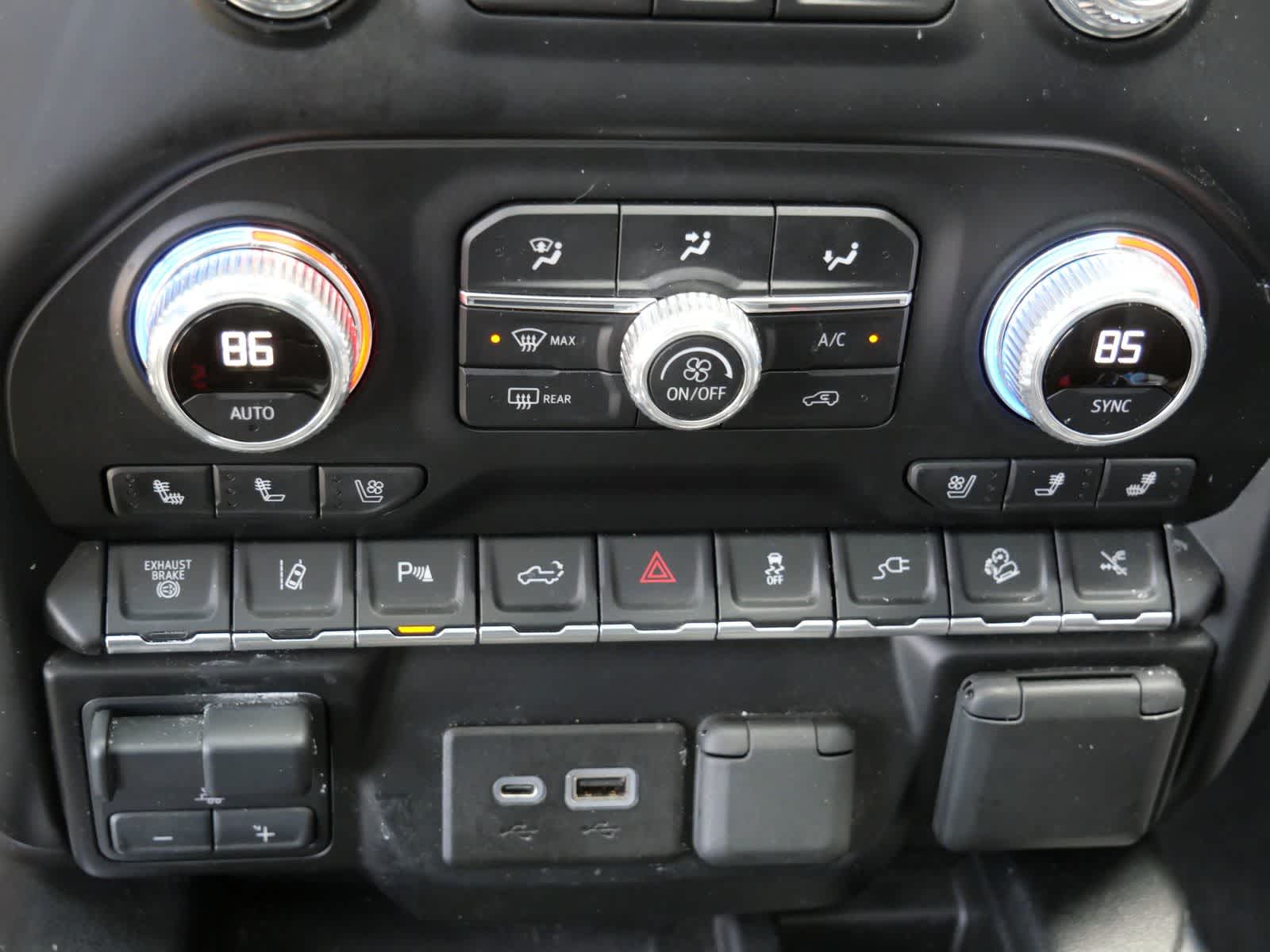 Thumbnail: 2022 GMC Sierra 2500 - 19