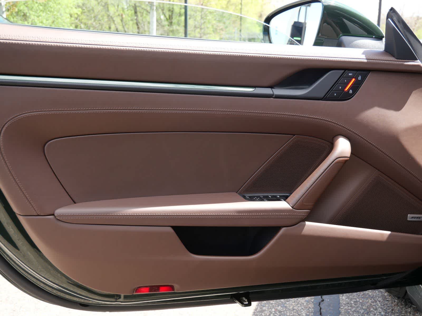 Thumbnail: 2026 Porsche 911 - 9