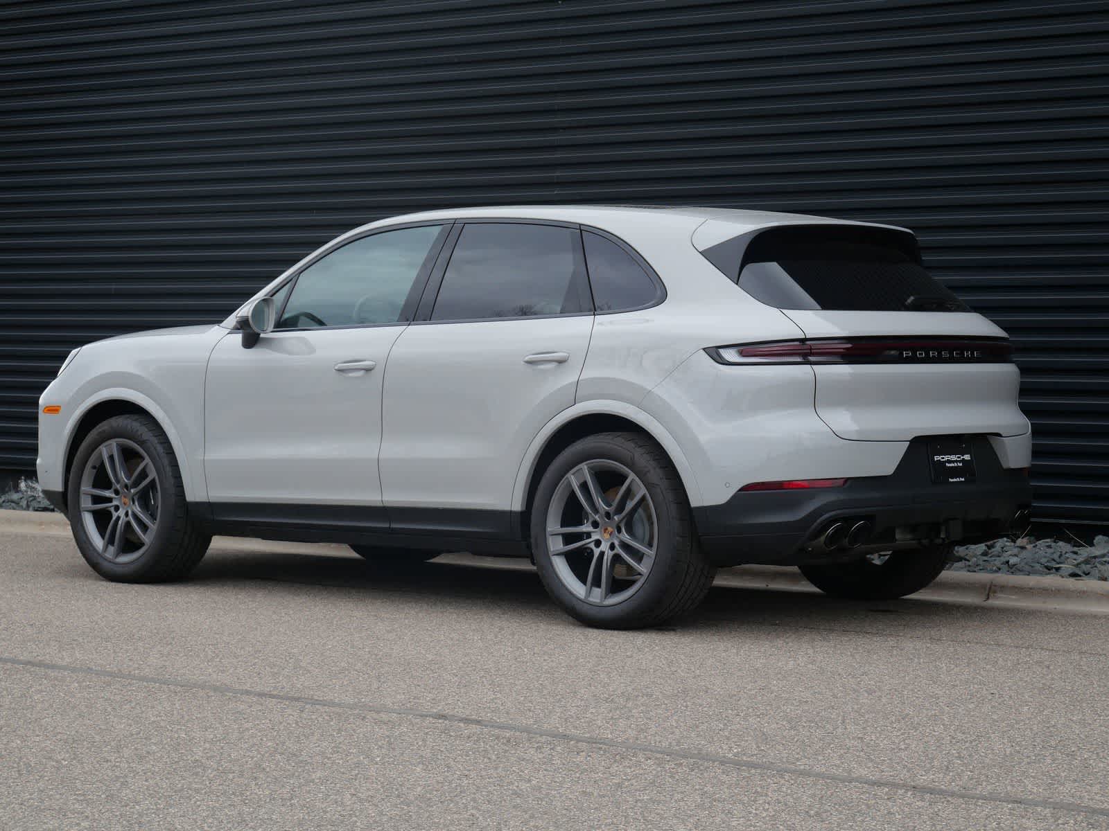 Thumbnail: 2026 Porsche Cayenne - 3