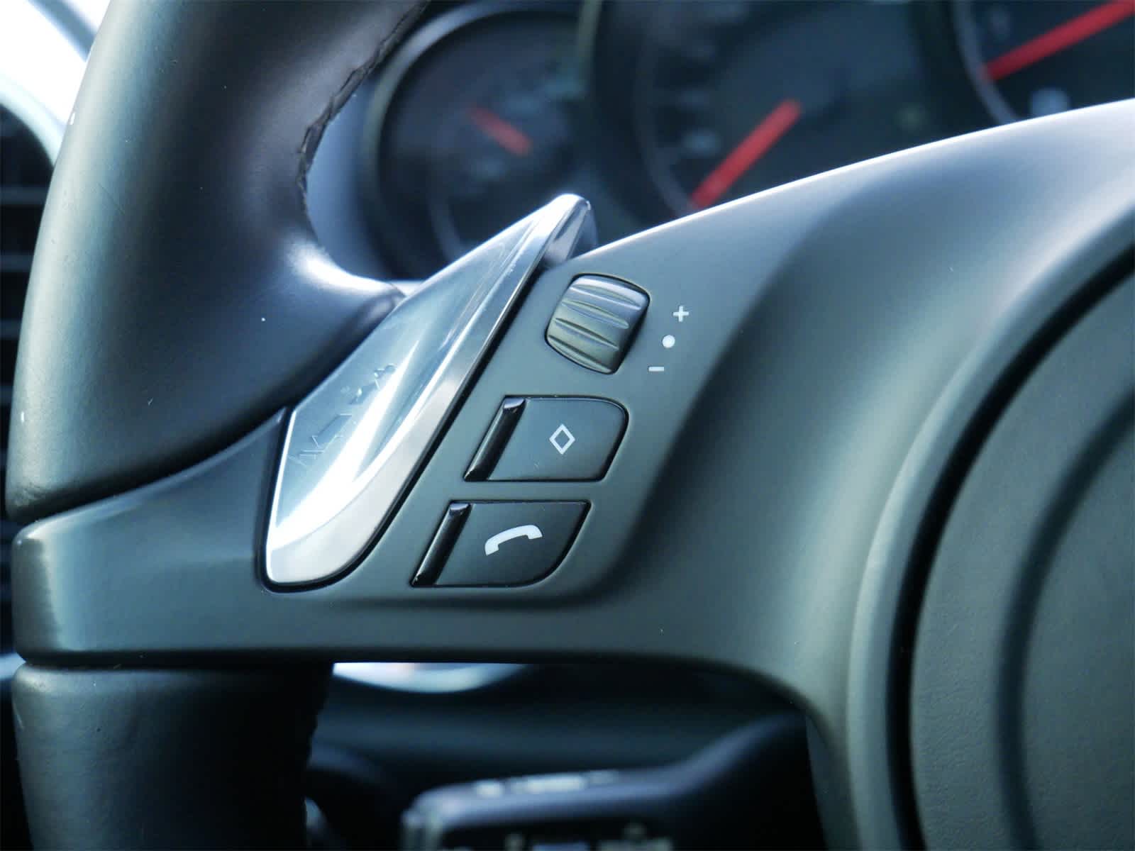 Thumbnail: 2014 Porsche Cayenne - 18