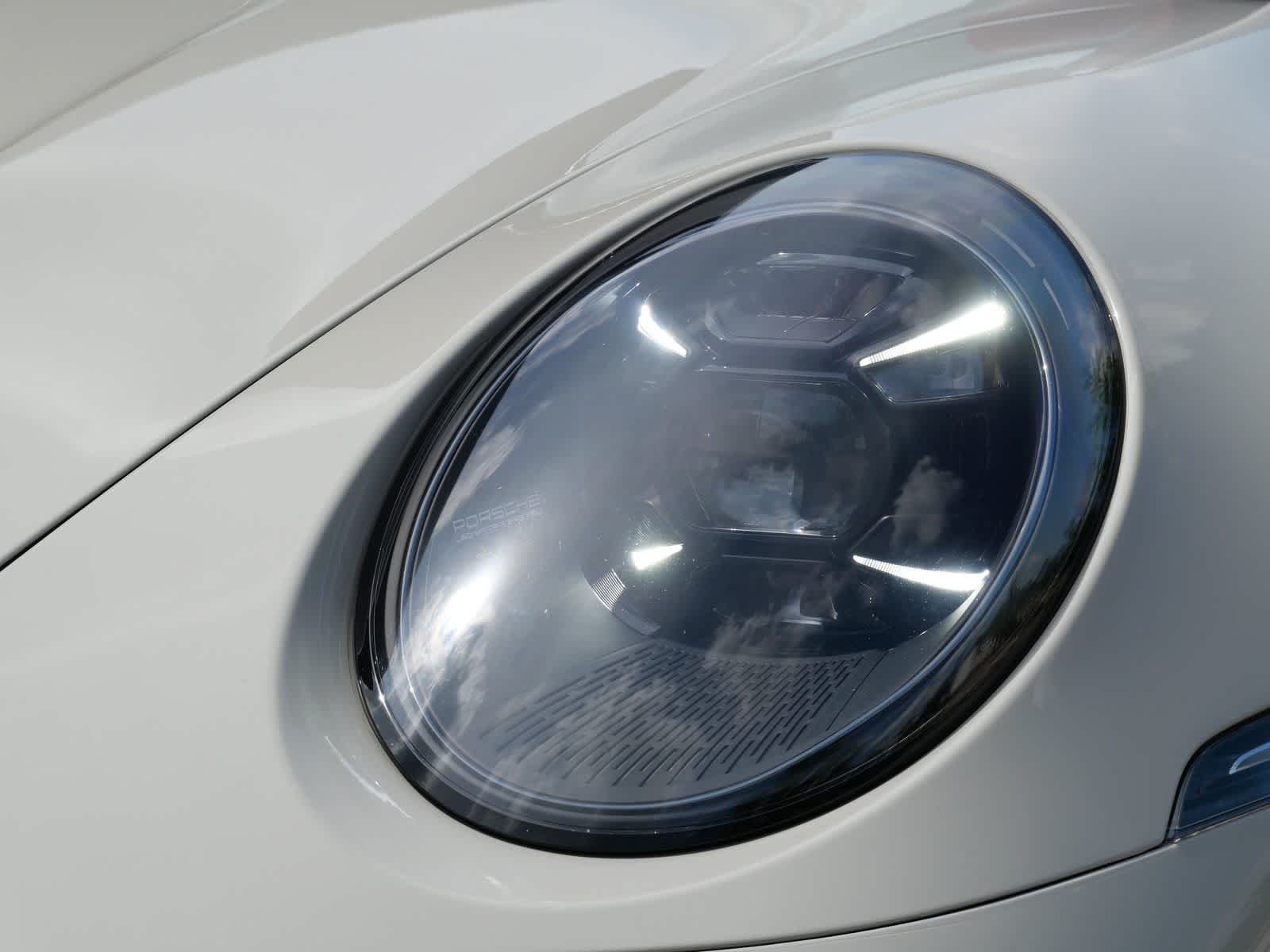 Thumbnail: 2023 Porsche 911 - 6