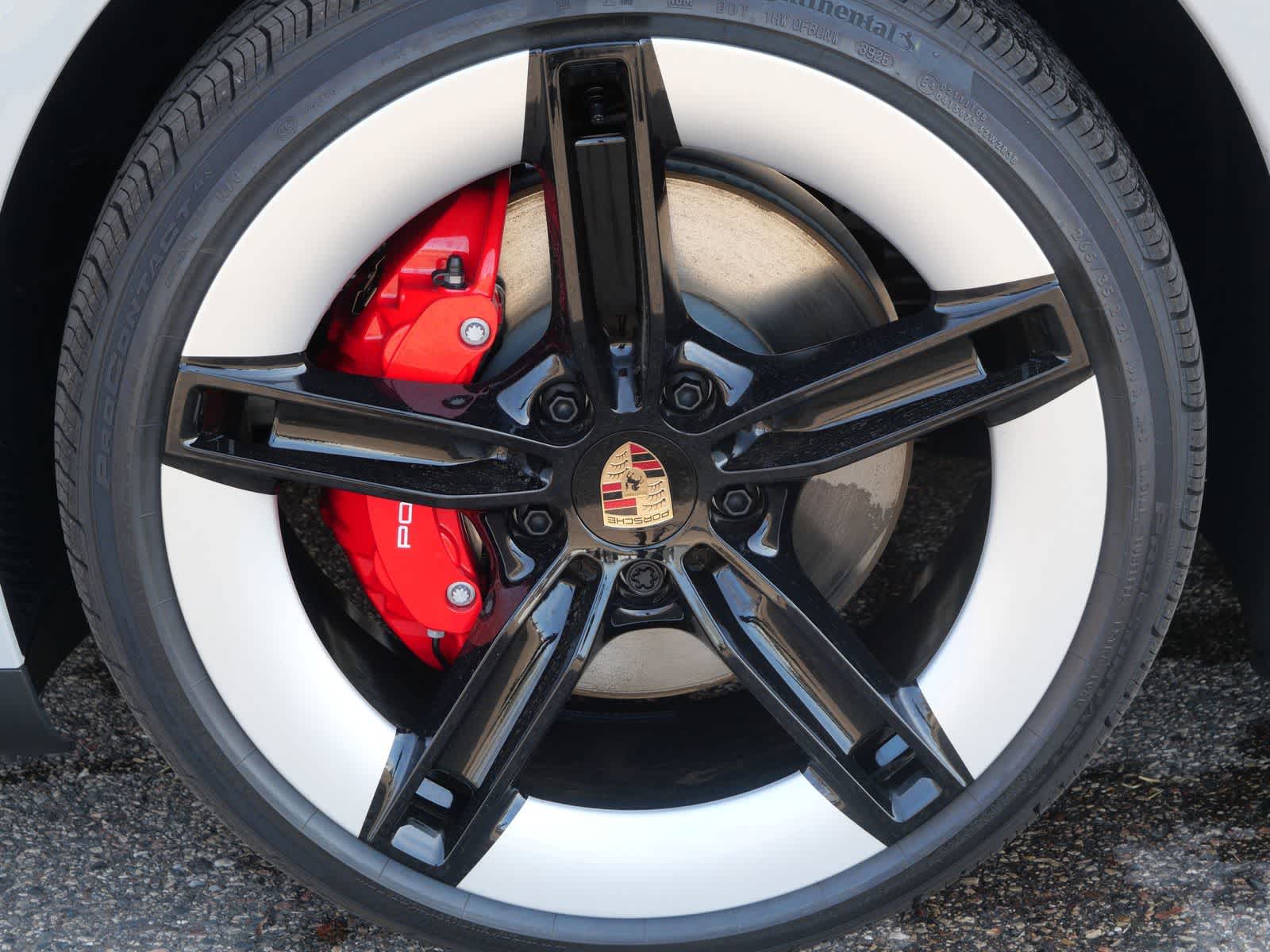 Thumbnail: 2026 Porsche Taycan - 7