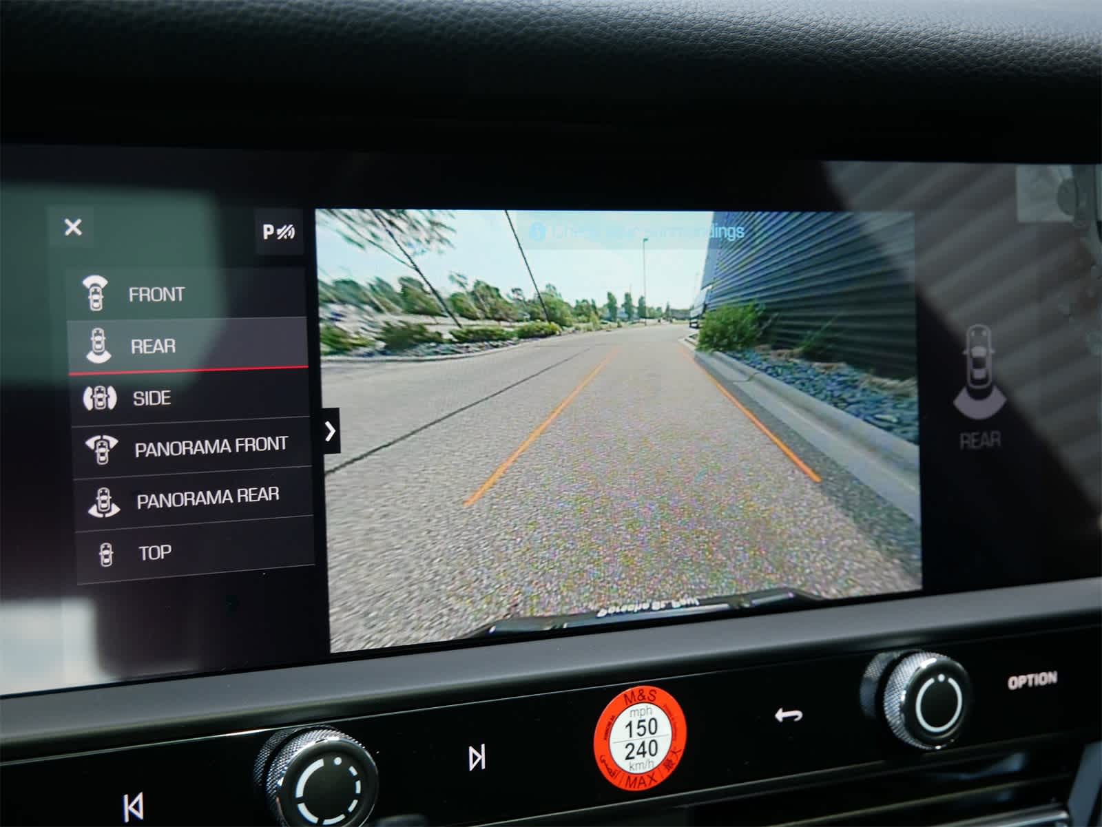 Thumbnail: 2025 Porsche Macan - 19