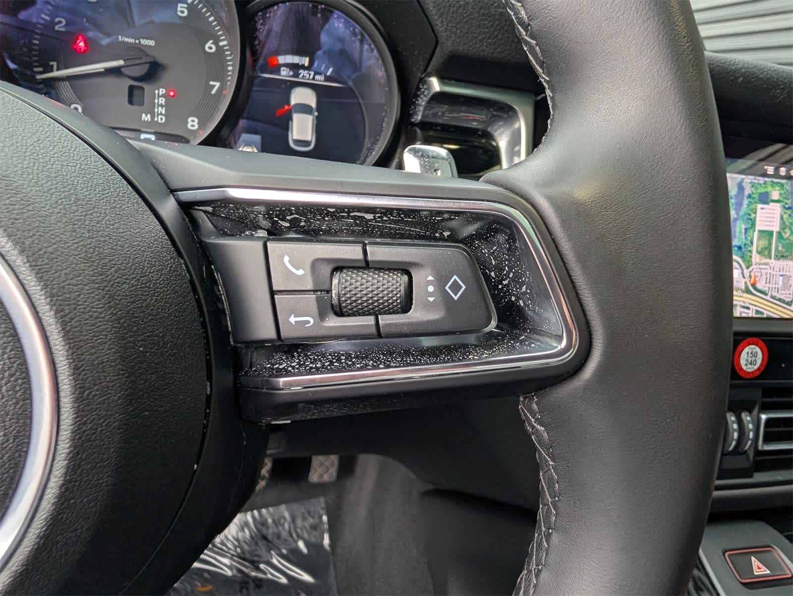 Thumbnail: 2025 Porsche Macan - 16