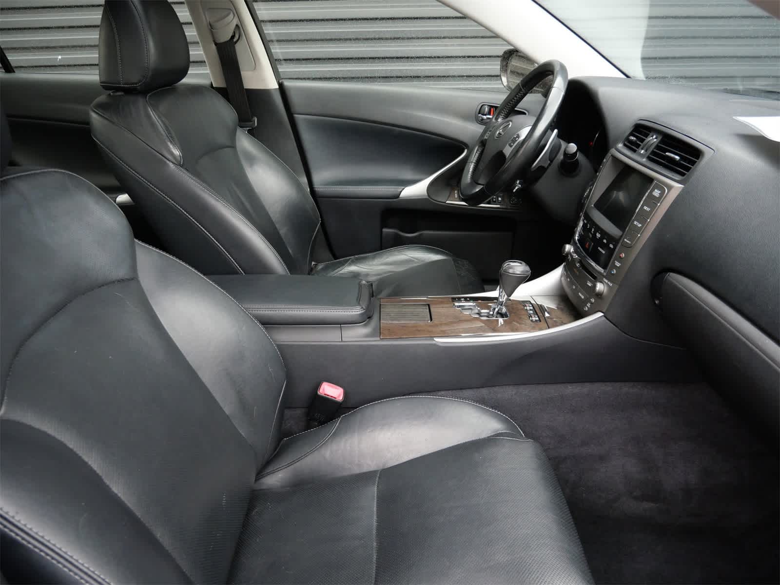 Thumbnail: 2012 Lexus IS - 27