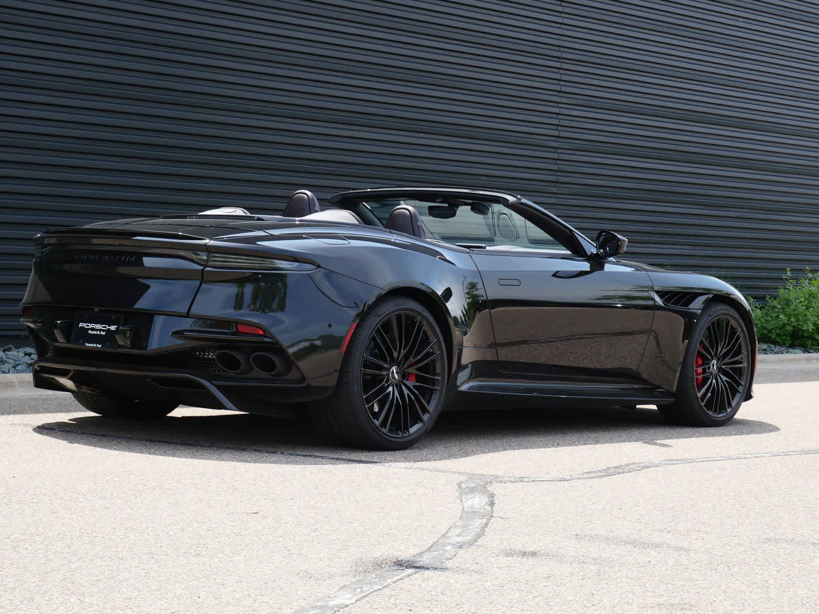 Thumbnail: 2023 Aston Martin DBS - 25