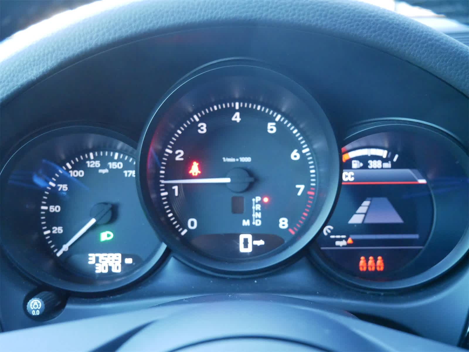 Thumbnail: 2022 Porsche Macan - 18