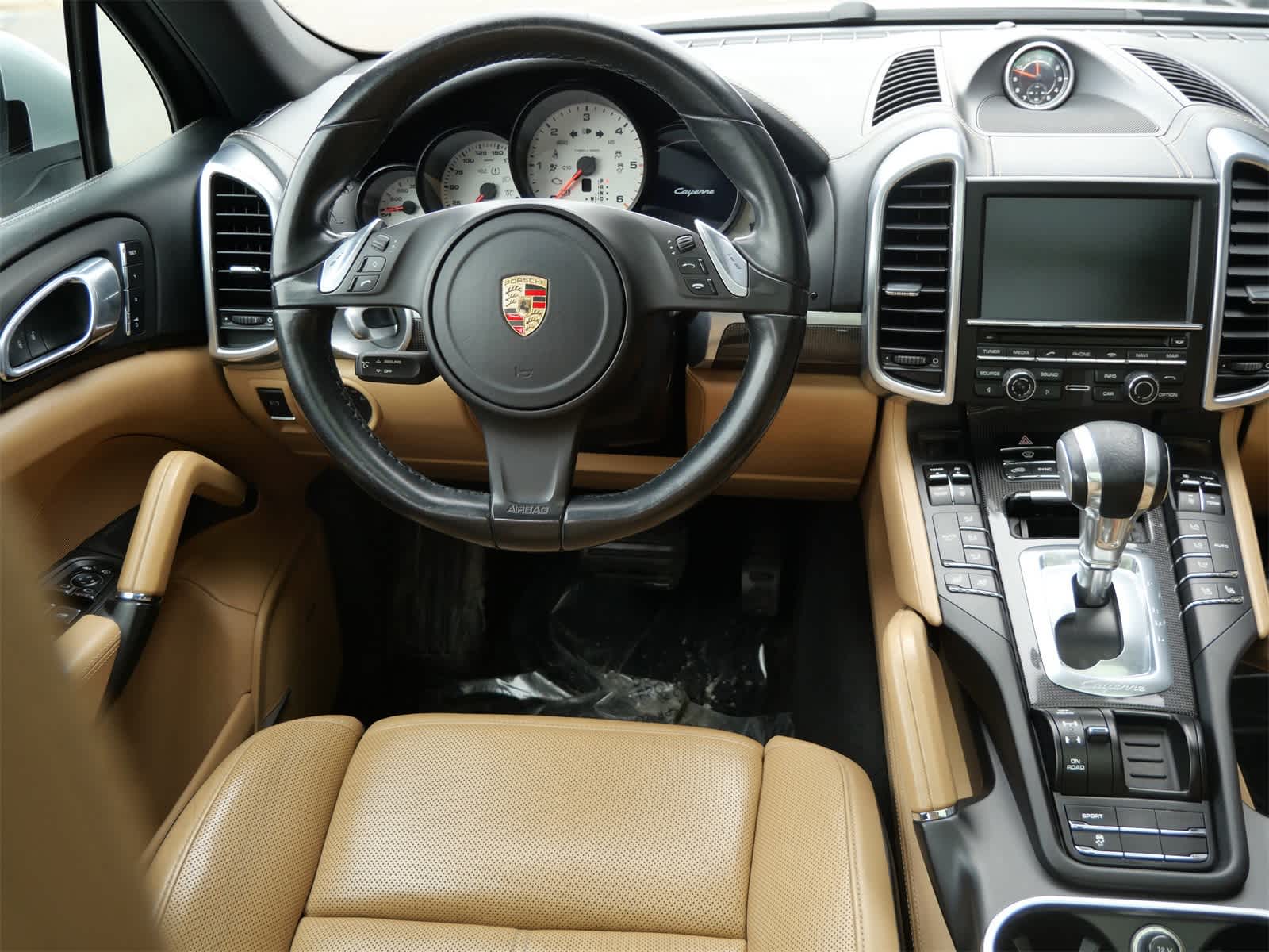 Thumbnail: 2014 Porsche Cayenne - 15