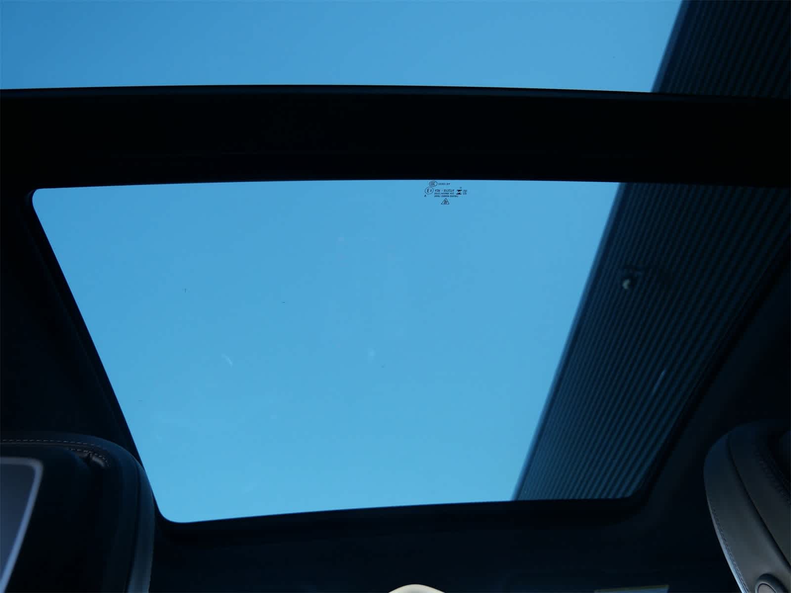 Thumbnail: 2024 Porsche Macan - 14