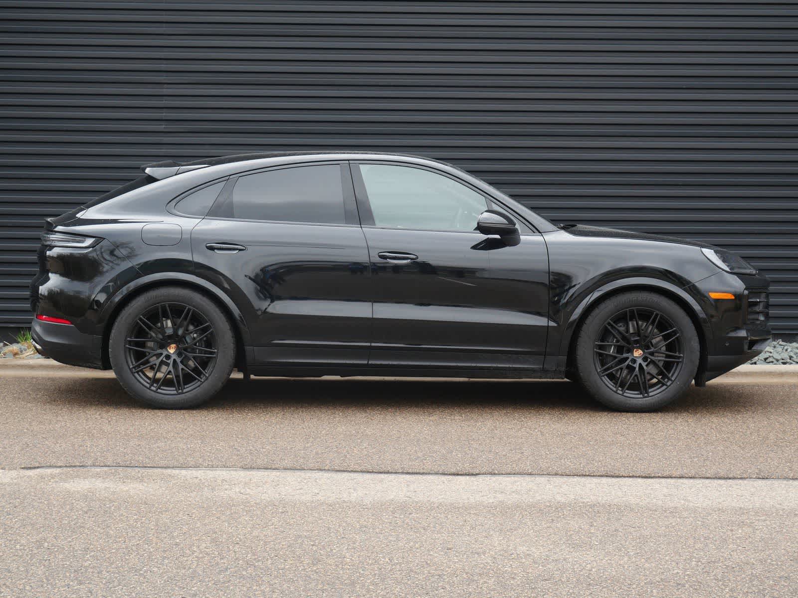 Thumbnail: 2026 Porsche Cayenne - 26