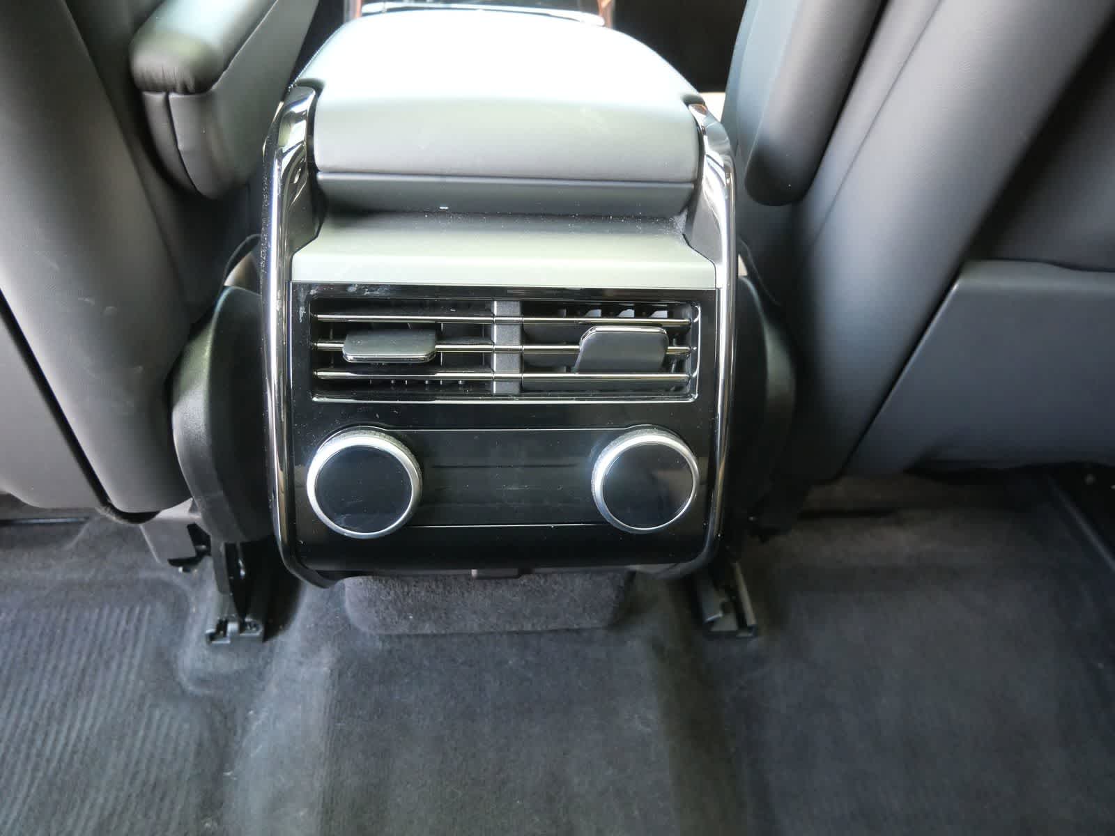 Thumbnail: 2025 Land Rover Range Rover Sport - 13