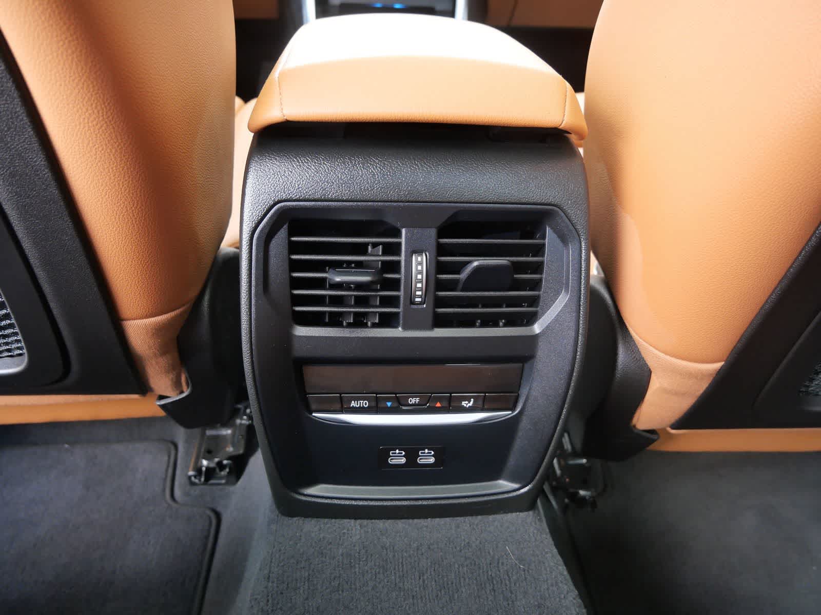 Thumbnail: 2023 BMW 3 Series - 13