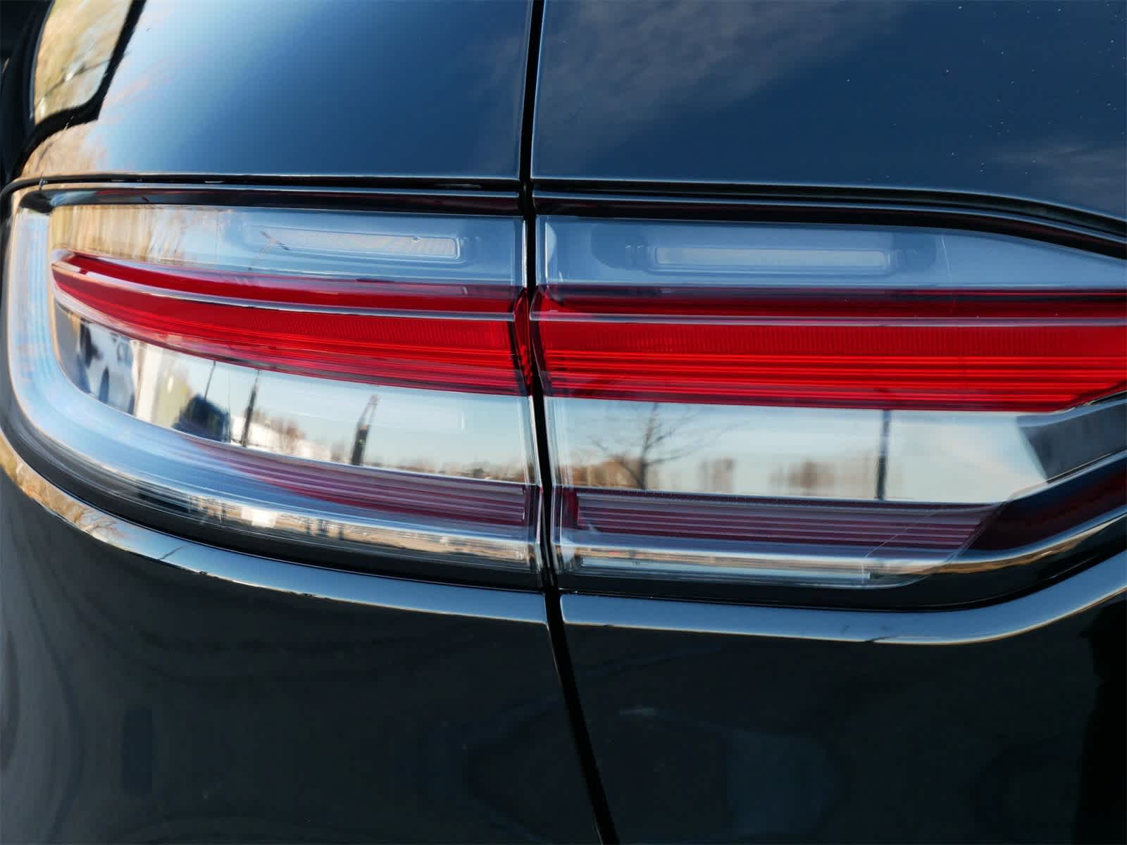 Thumbnail: 2026 Porsche Macan - 8