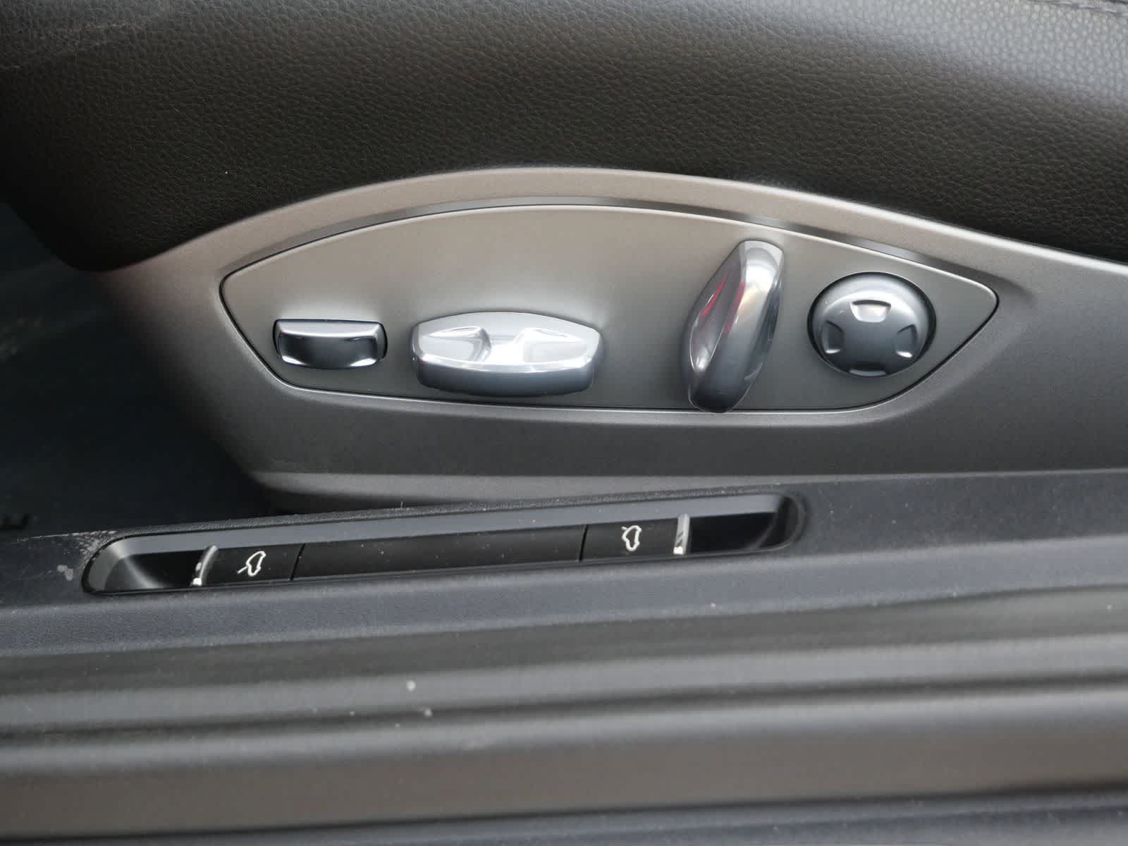 Thumbnail: 2014 Porsche 911 - 10