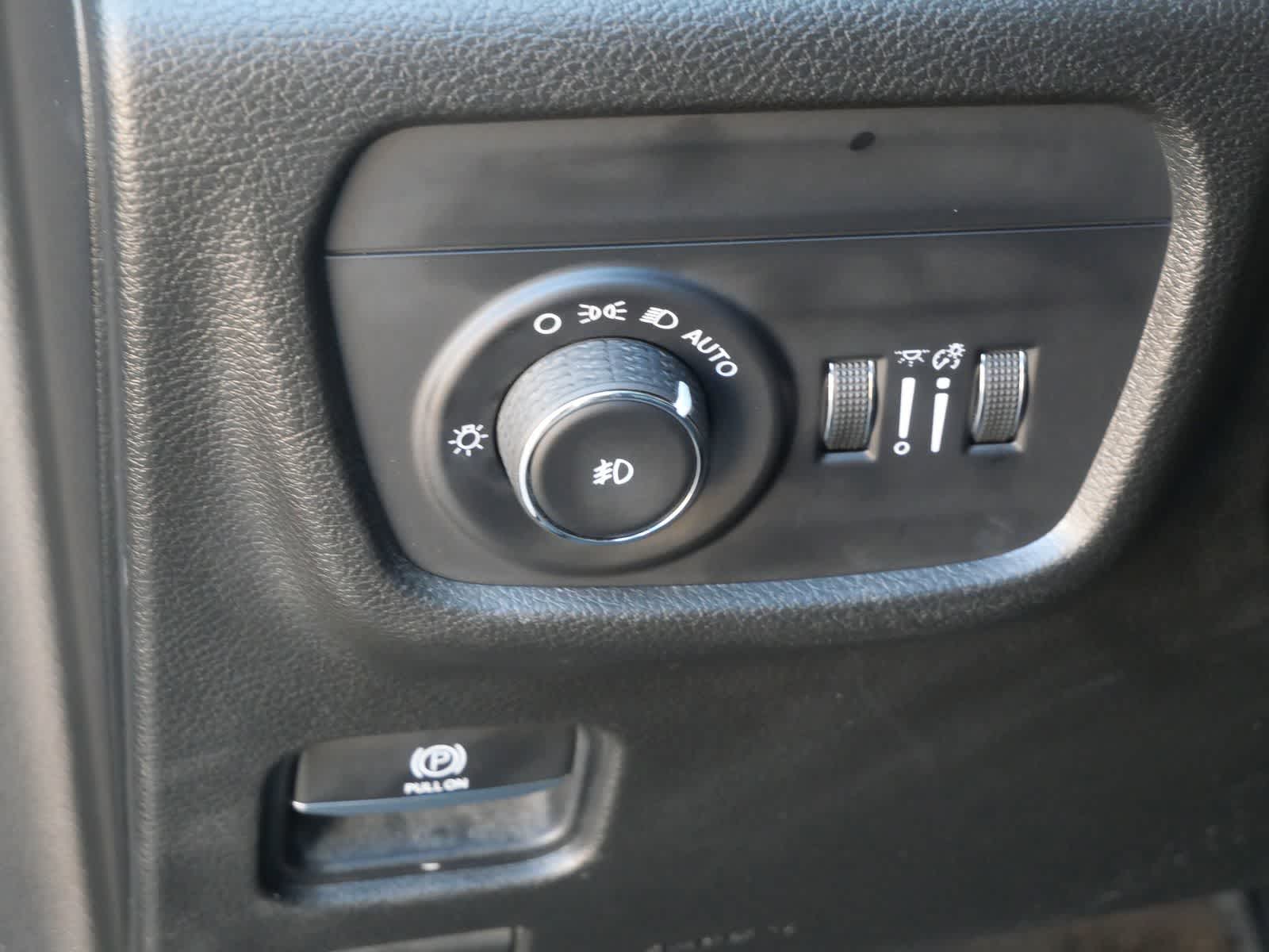 Thumbnail: 2021 Jeep Grand Cherokee L - 14