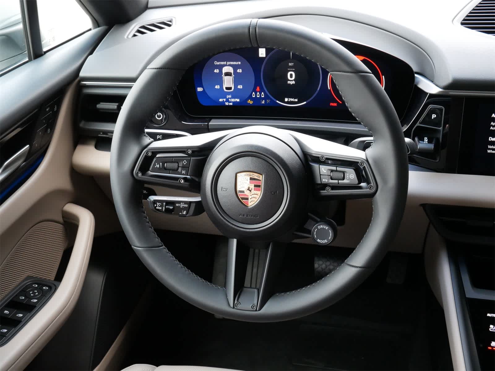 Thumbnail: 2025 Porsche Macan - 8
