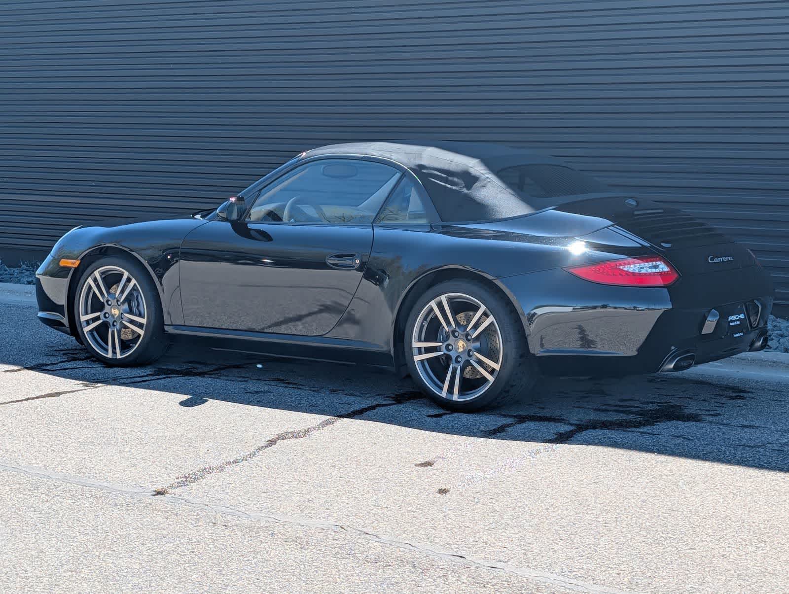 Thumbnail: 2011 Porsche 911 - 3