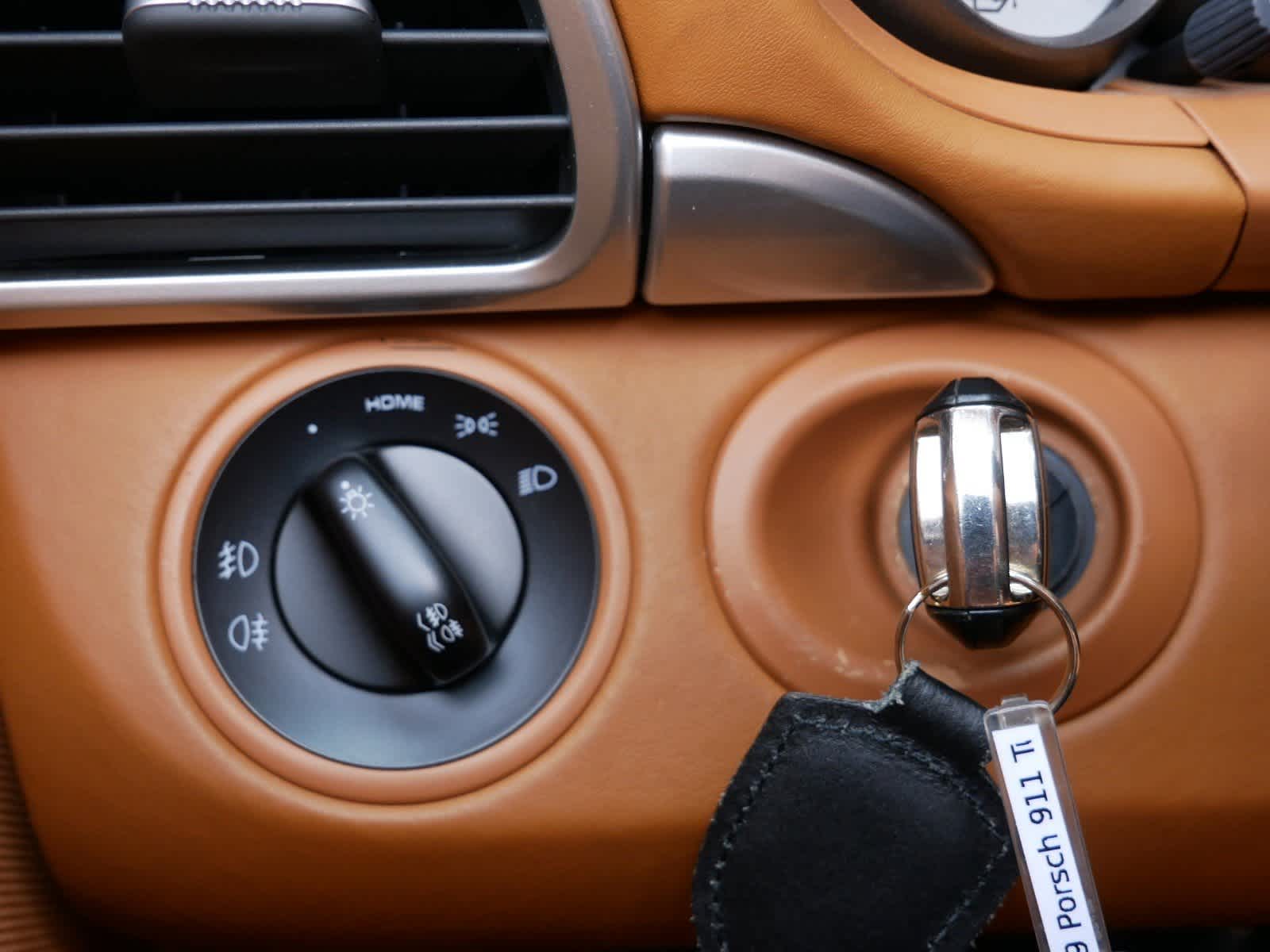 Thumbnail: 2009 Porsche 911 - 19