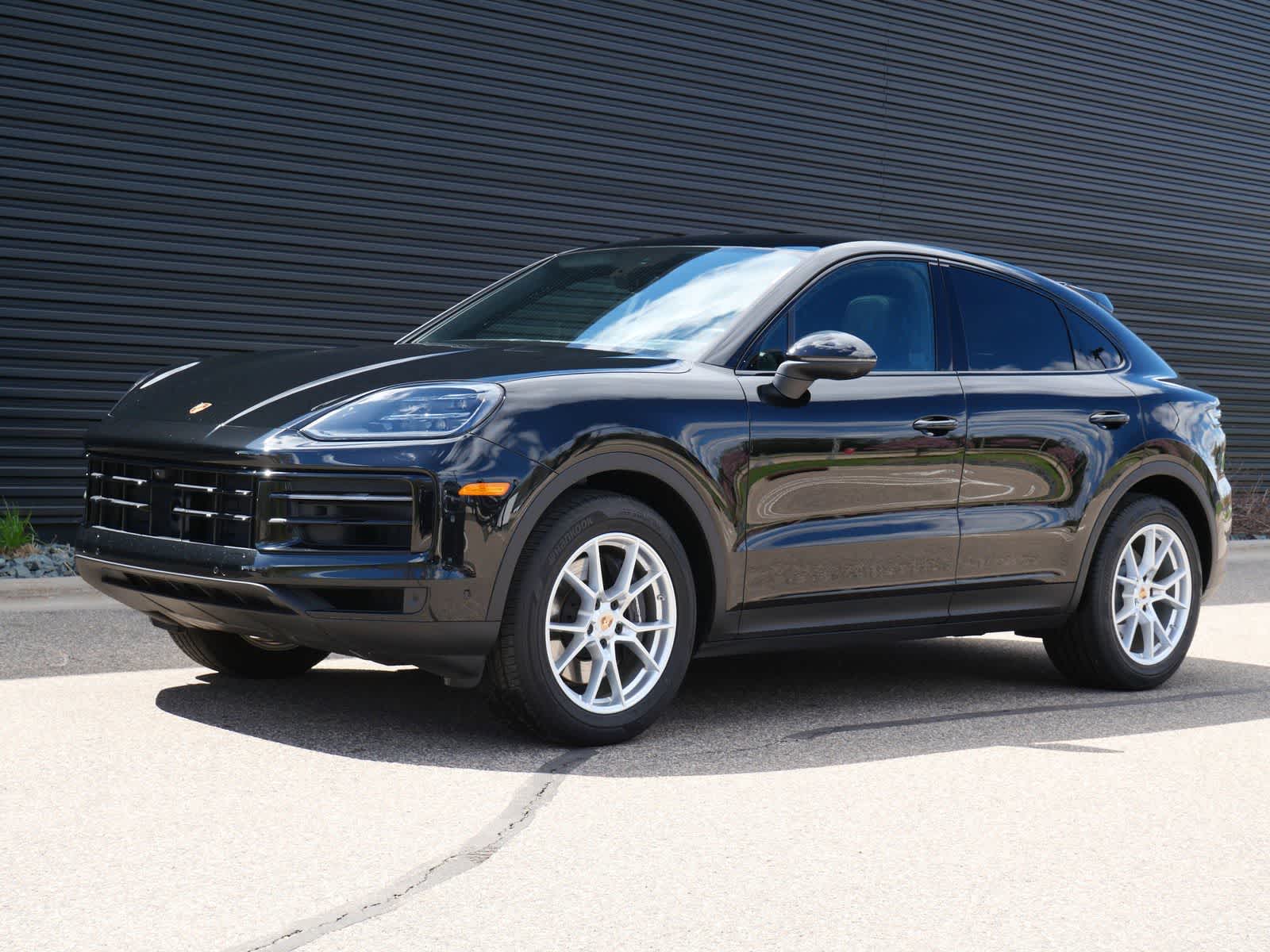 Thumbnail: 2026 Porsche Cayenne - 1