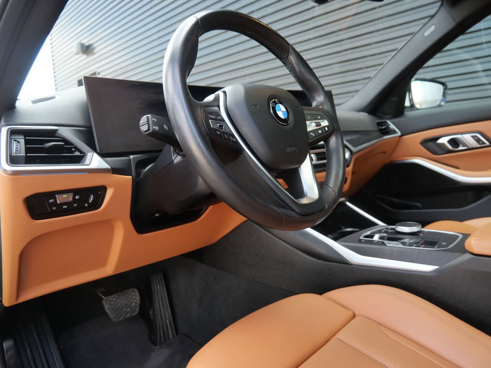 Thumbnail: 2023 BMW 3 Series - 4