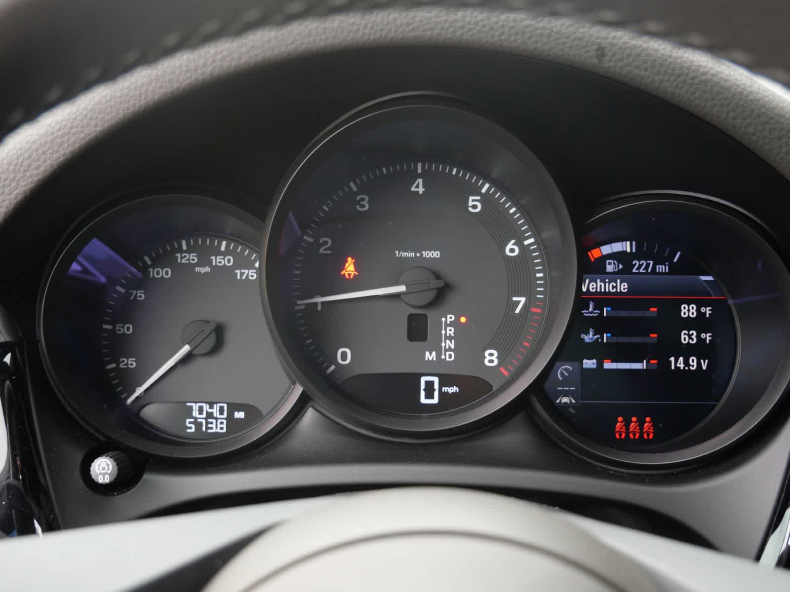 Thumbnail: 2025 Porsche Macan - 19