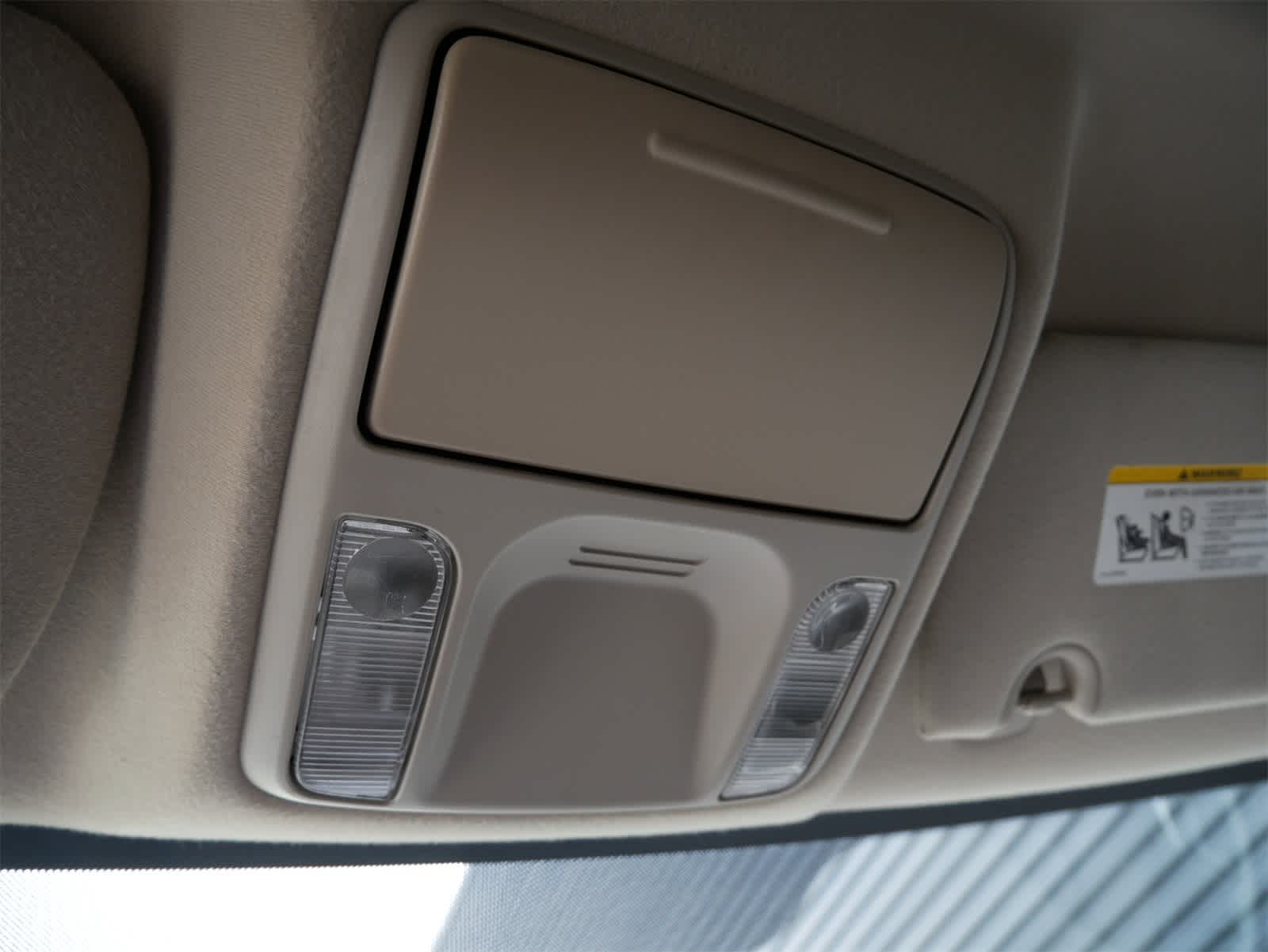Thumbnail: 2006 Chrysler Pacifica - 18