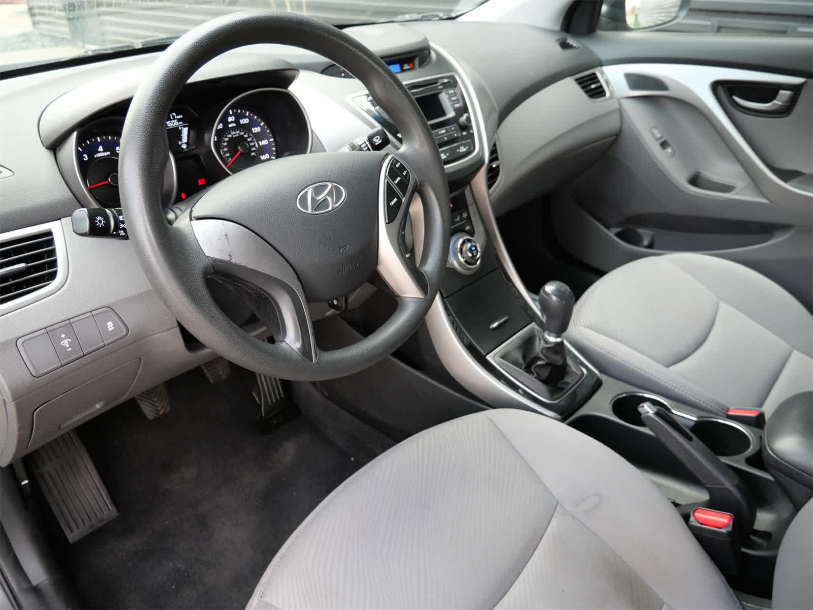 Thumbnail: 2013 Hyundai Elantra - 4