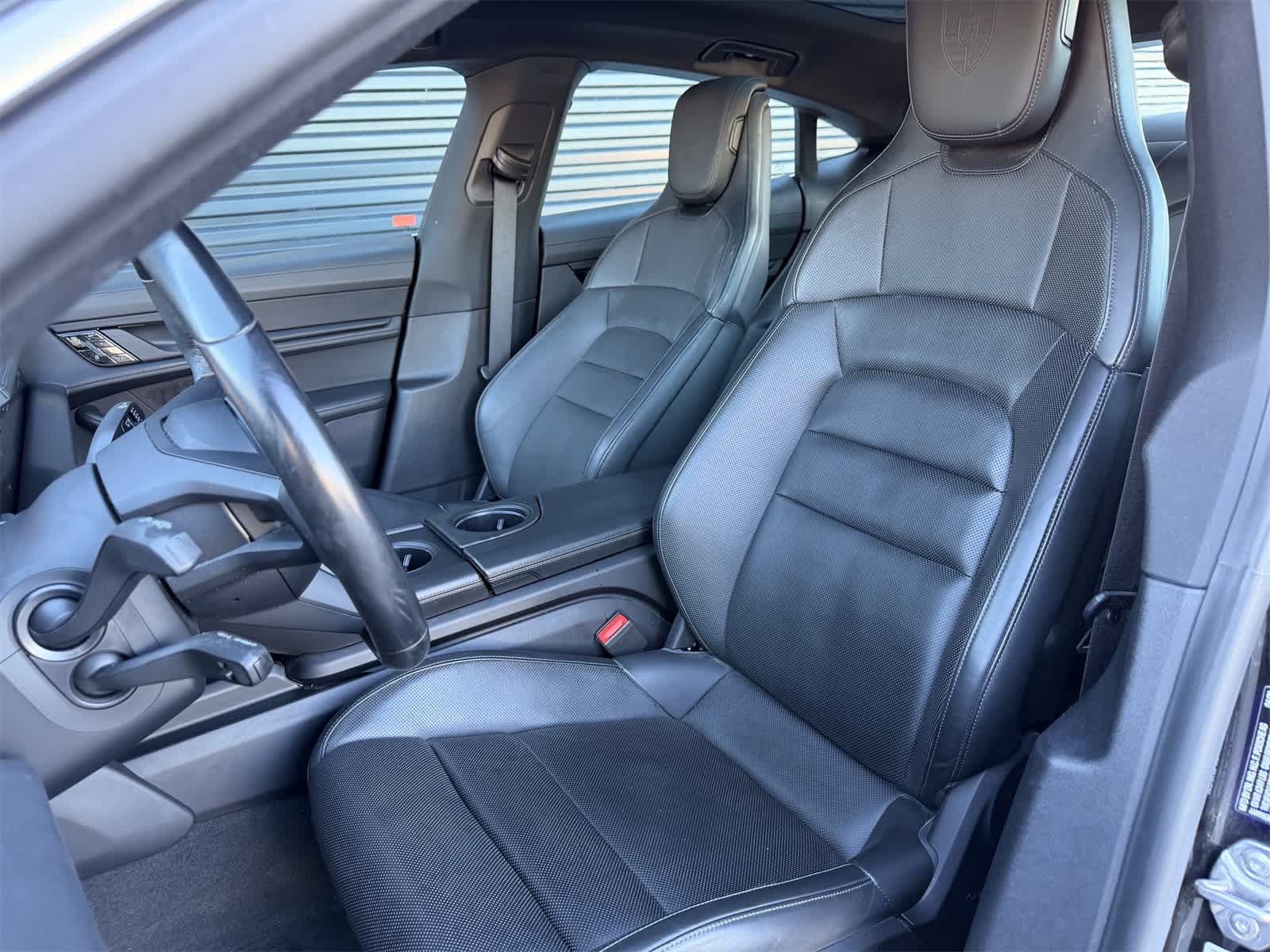 Thumbnail: 2021 Porsche Taycan - 9