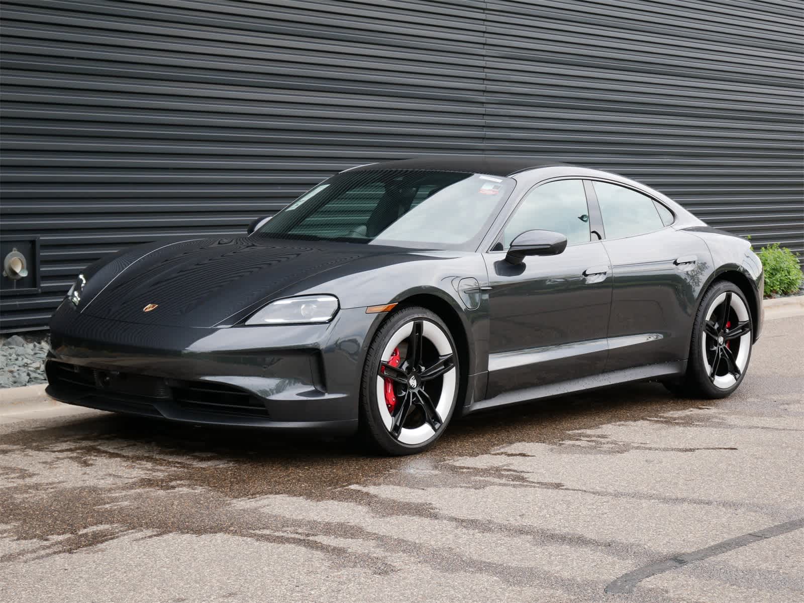 Thumbnail: 2025 Porsche Taycan - 1