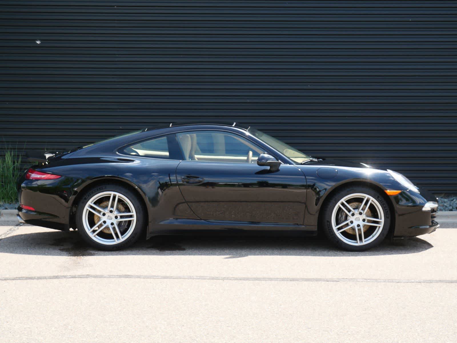 Thumbnail: 2014 Porsche 911 - 26